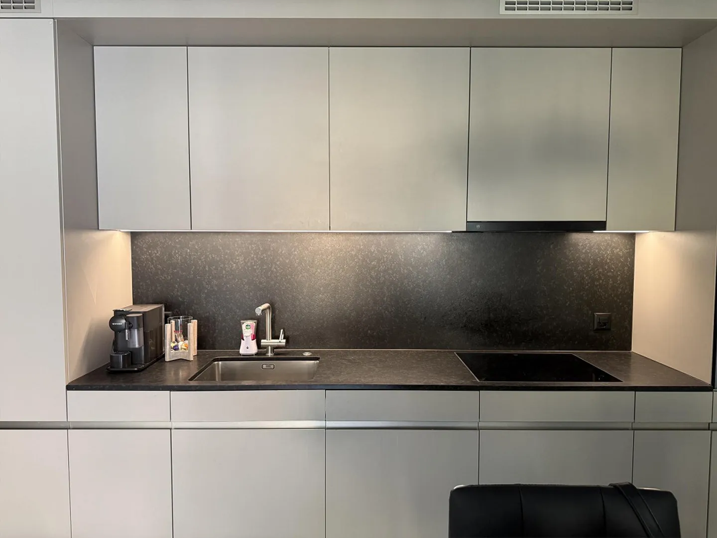 Appartement moderne 2.5 pièces - Photo 4 sur 9