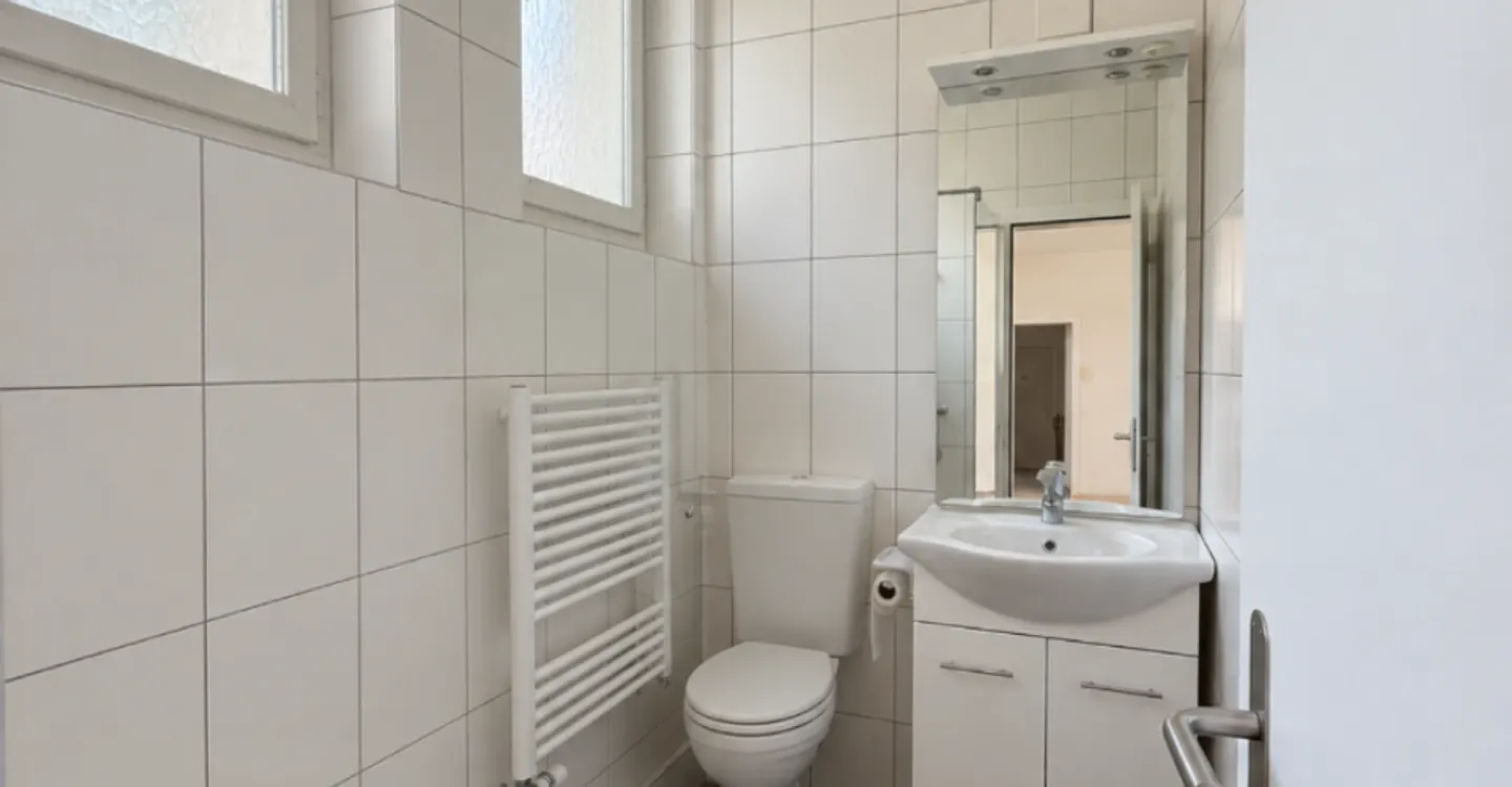 Helles 2-Zimmer-Apartment in St-Imier - Foto 3 von 3