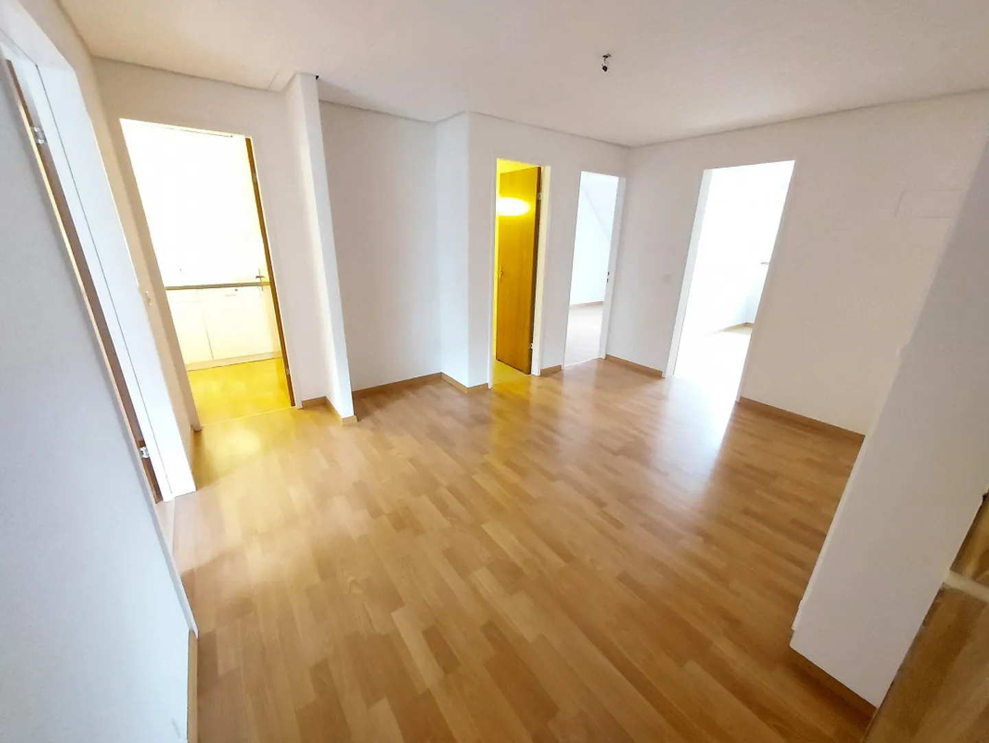3.5-Zimmerwohnung im Dorfzentrum von Duggingen - Foto 3 von 11
