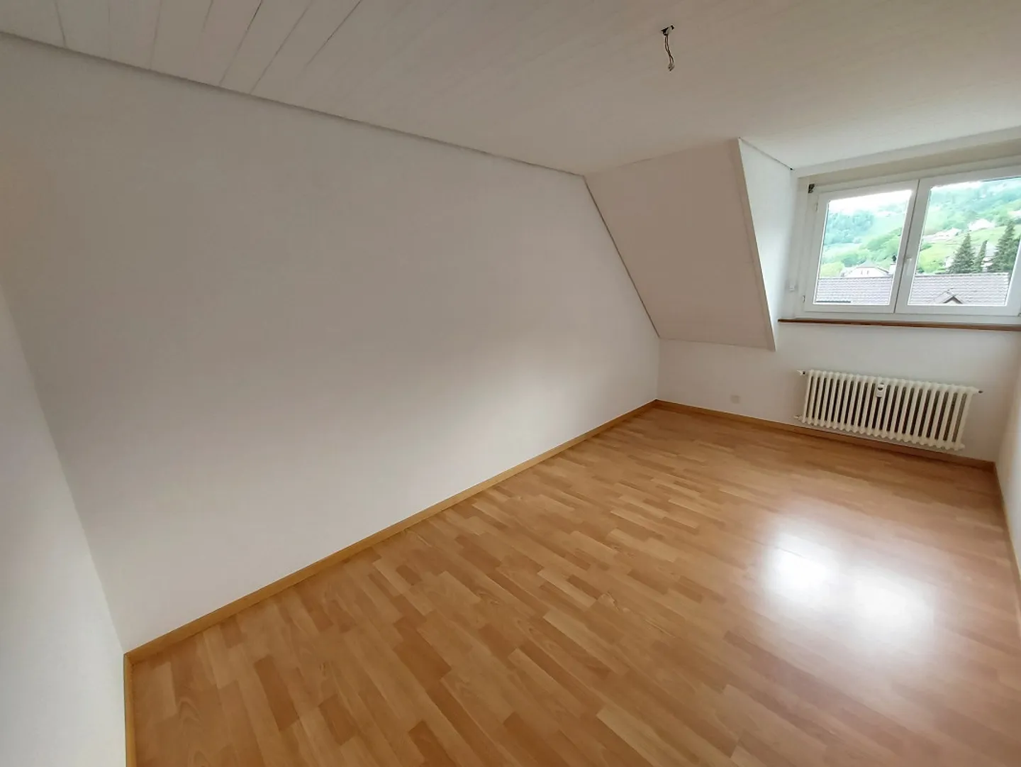 3.5-Zimmerwohnung im Dorfzentrum von Duggingen - Foto 8 von 11