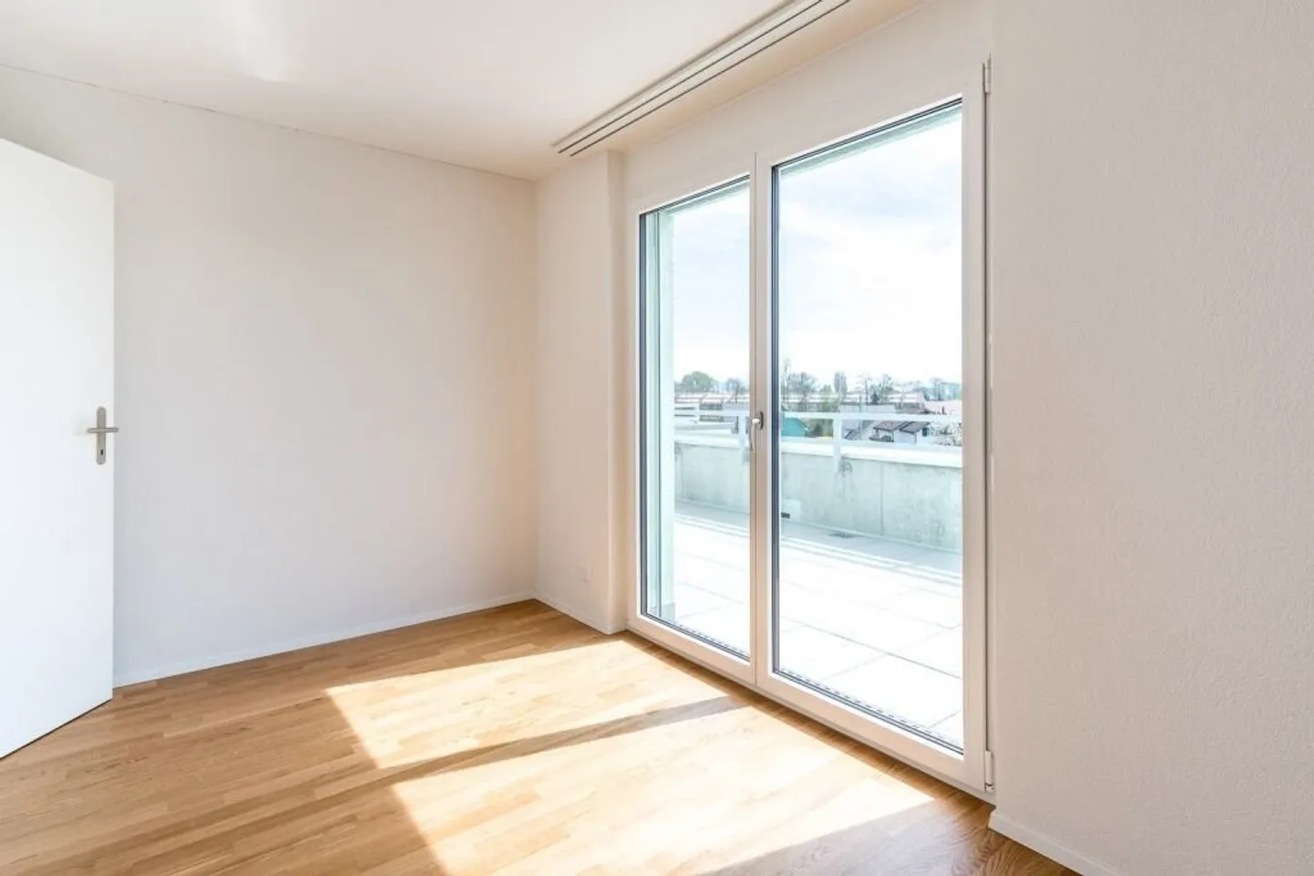 La tua nuova casa con camino e ampia terrazza - Foto 4 di 12