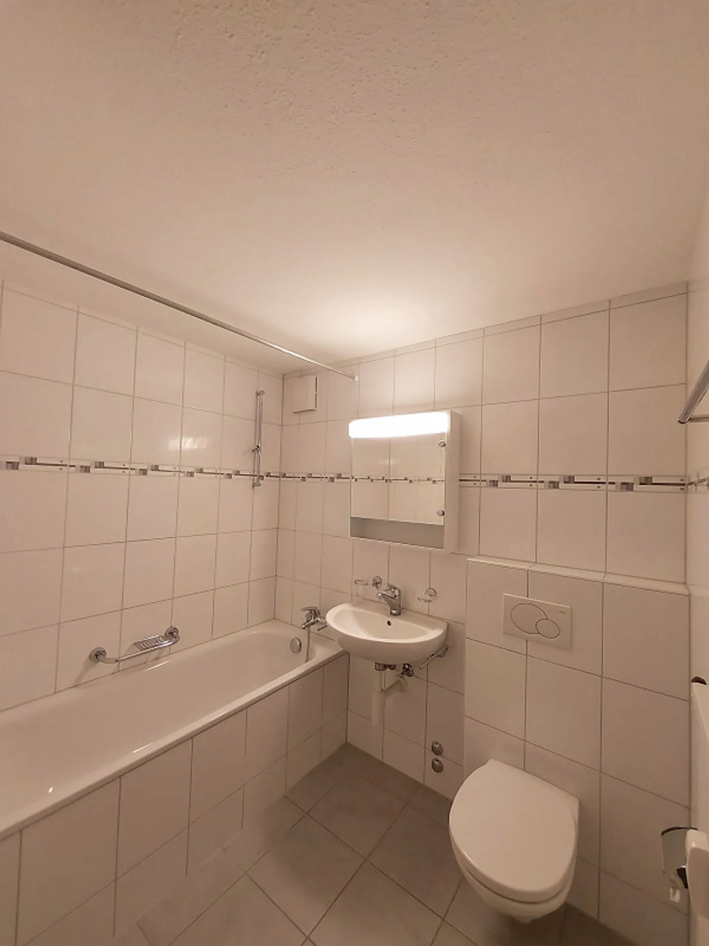 3.5-Zimmerwohnung im Dorfzentrum von Duggingen - Foto 11 von 11