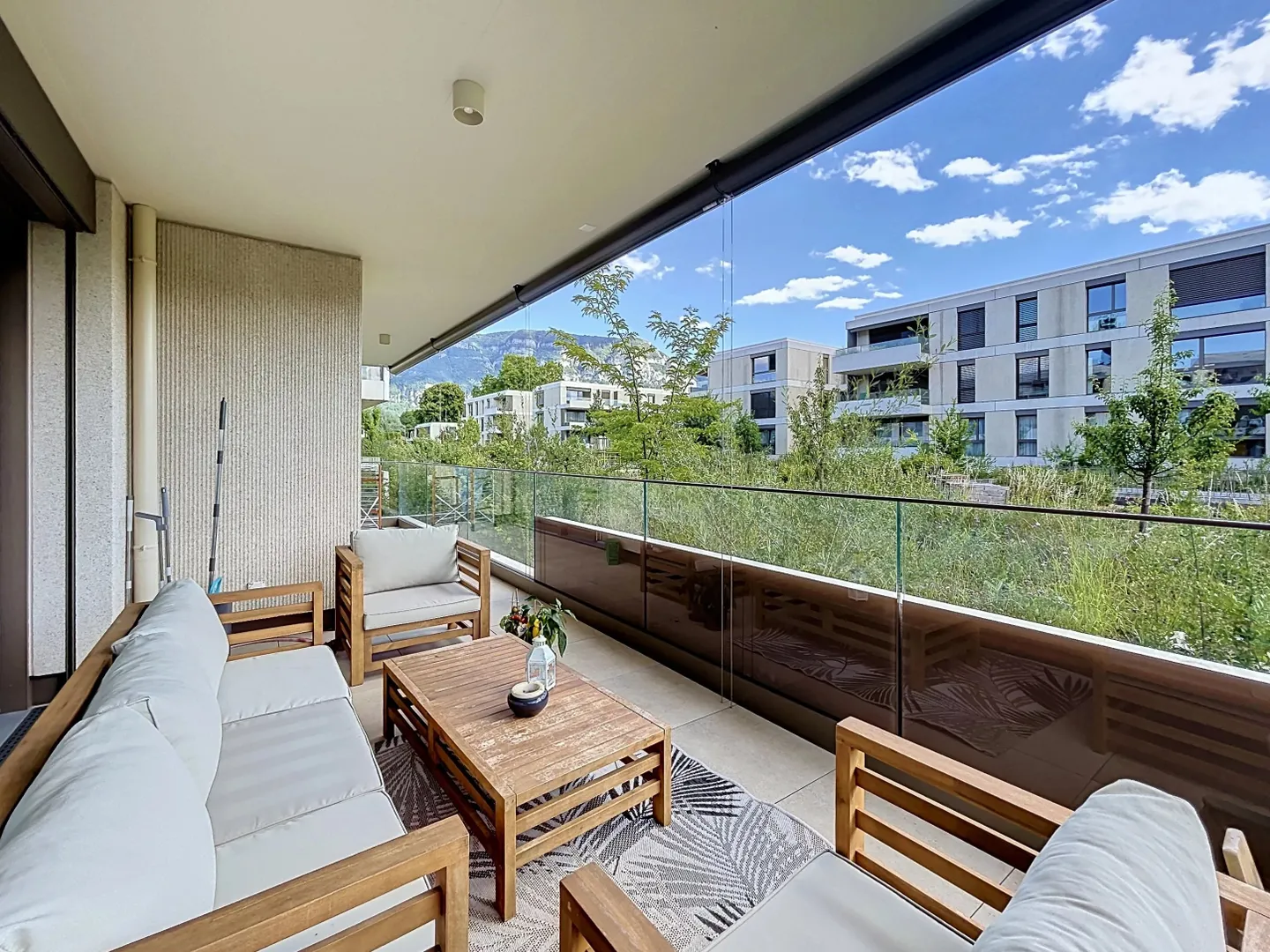 Spacious Family Apartment in Troinex - Photo 6 of 8