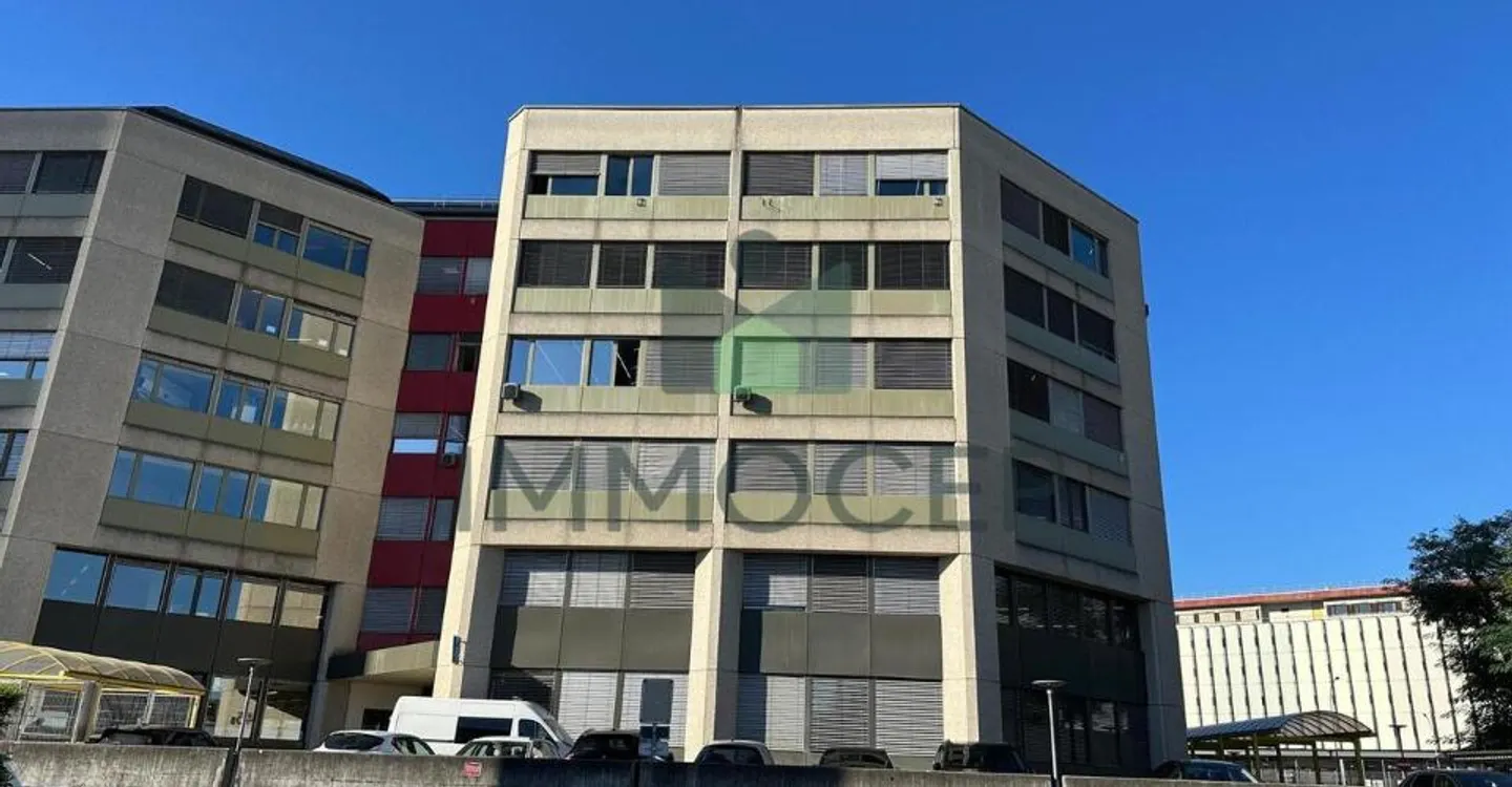 Espace Commercial avec Quai - Photo 8 sur 8