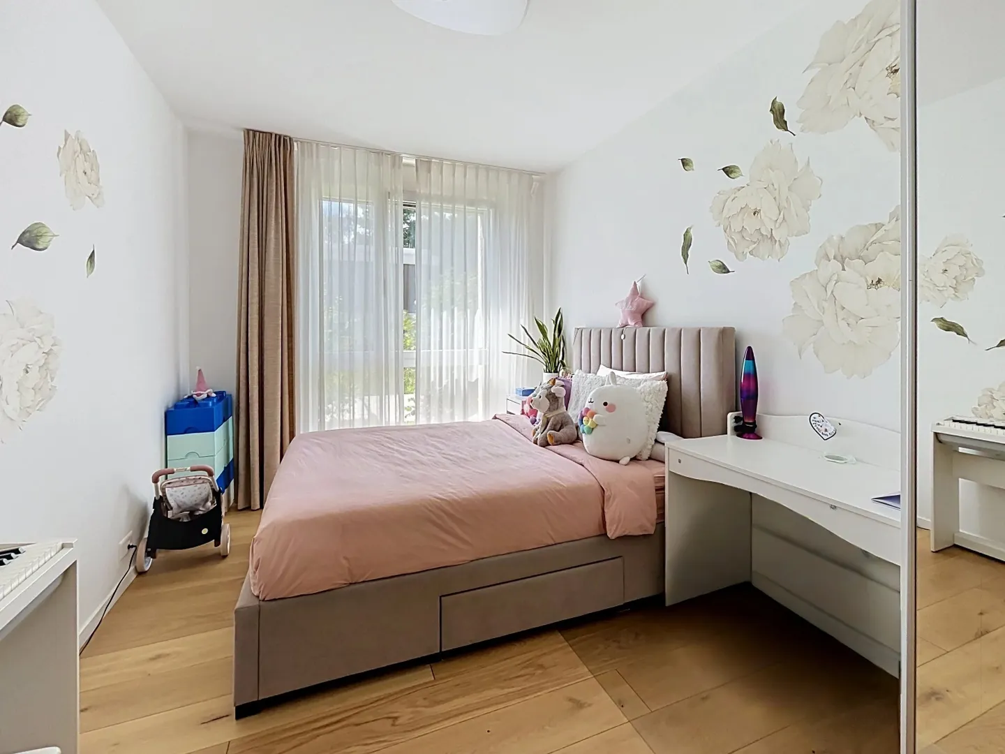 Spacious Family Apartment in Troinex - Photo 8 of 8