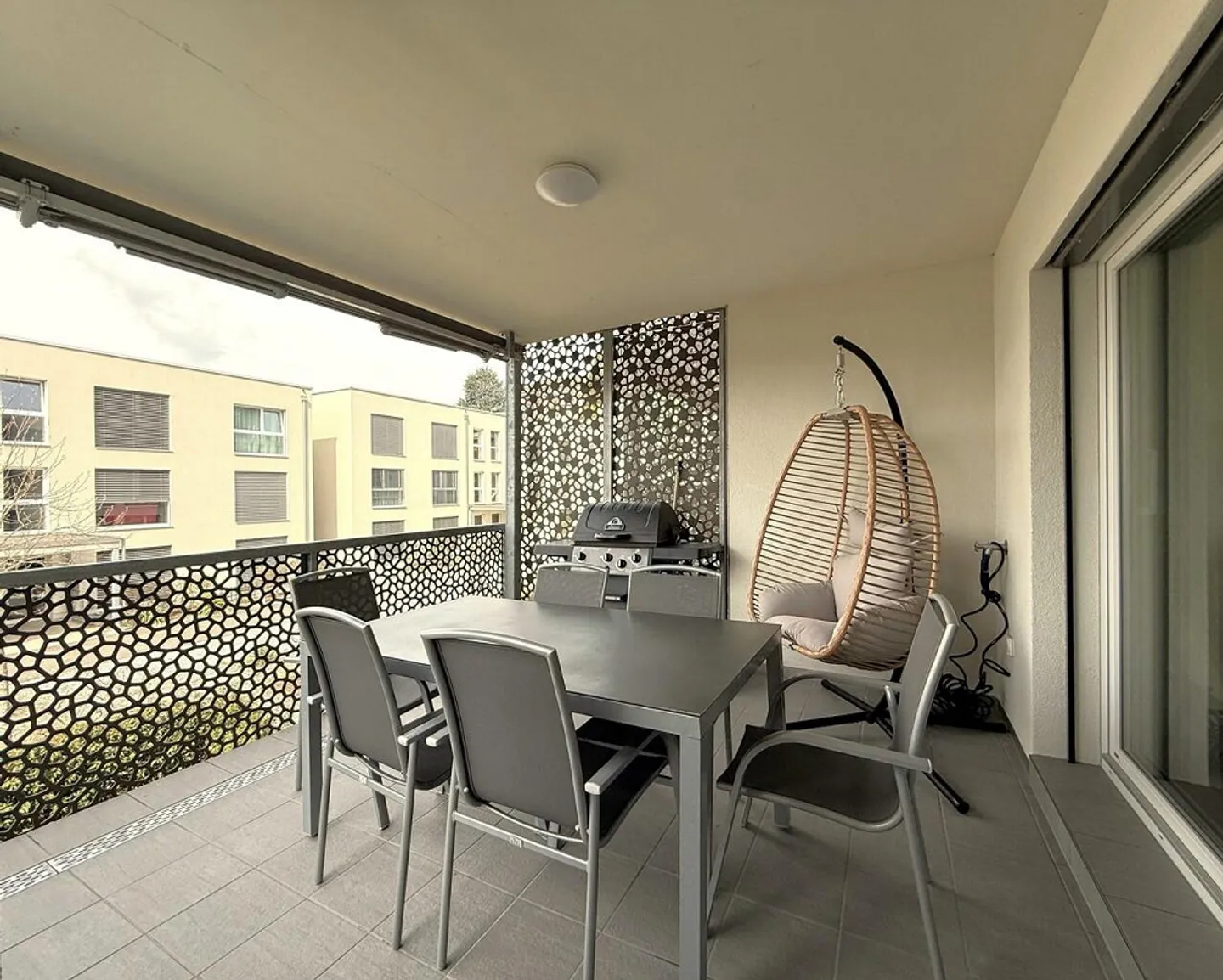 Grosszügige, moderne 4.5-Zimmer-Wohnung an attraktiver Lage - Foto 1 di 11
