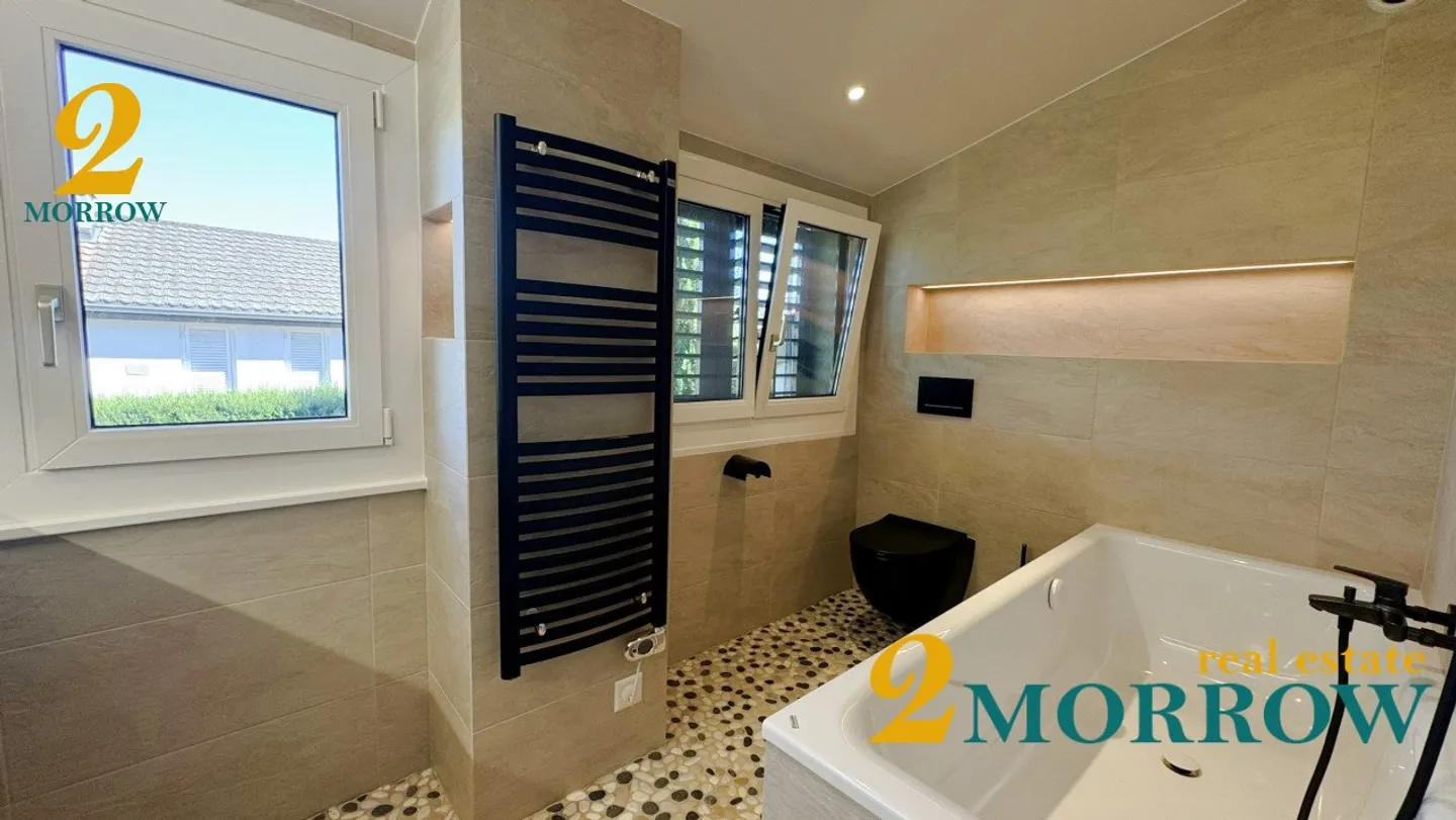 Beautiful fully renovated individual villa with pool and garden - Photo 13 of 13