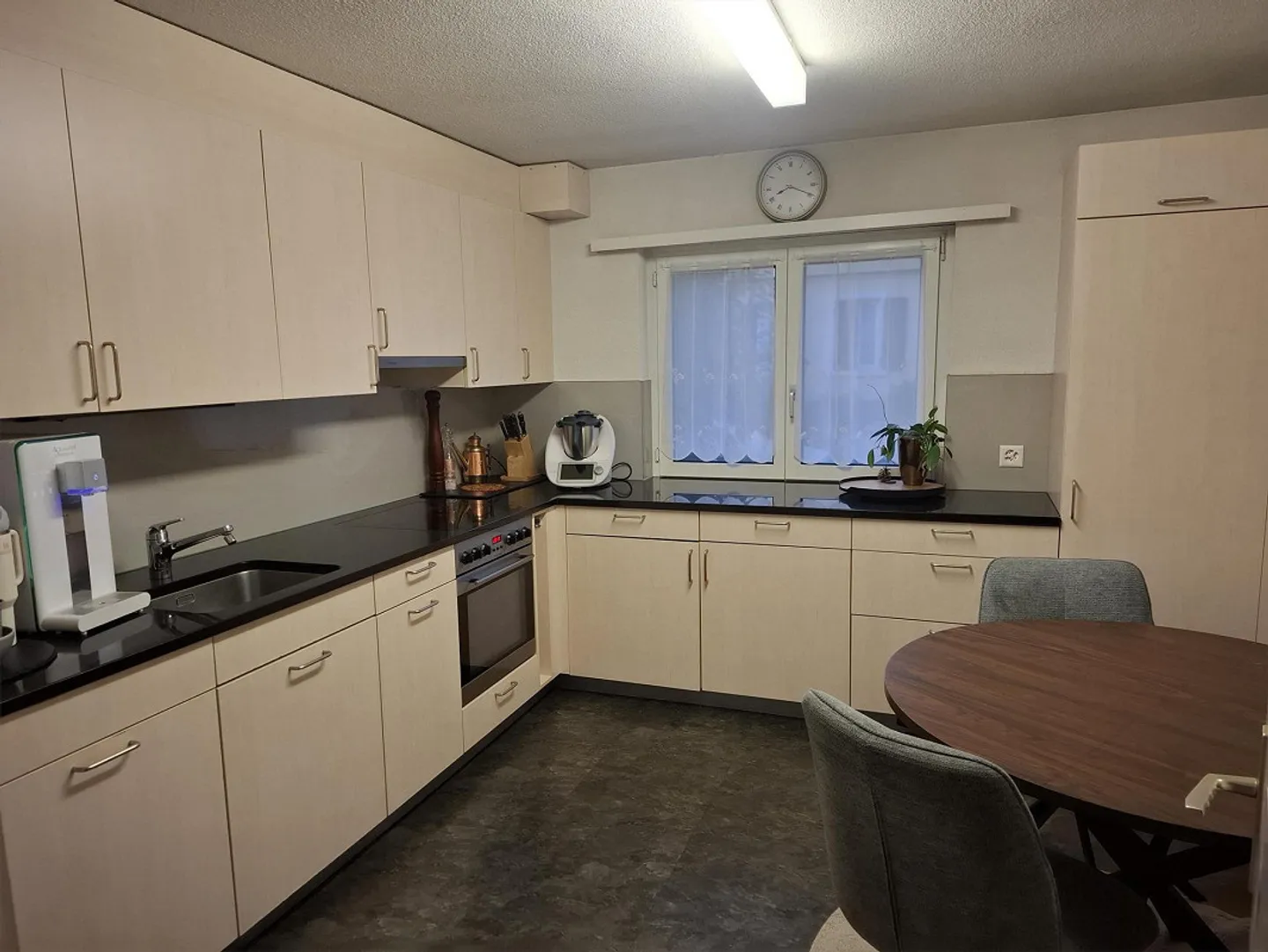 An der zentrale Lage, 4 Zimmer Wohnung - Photo 1 of 5