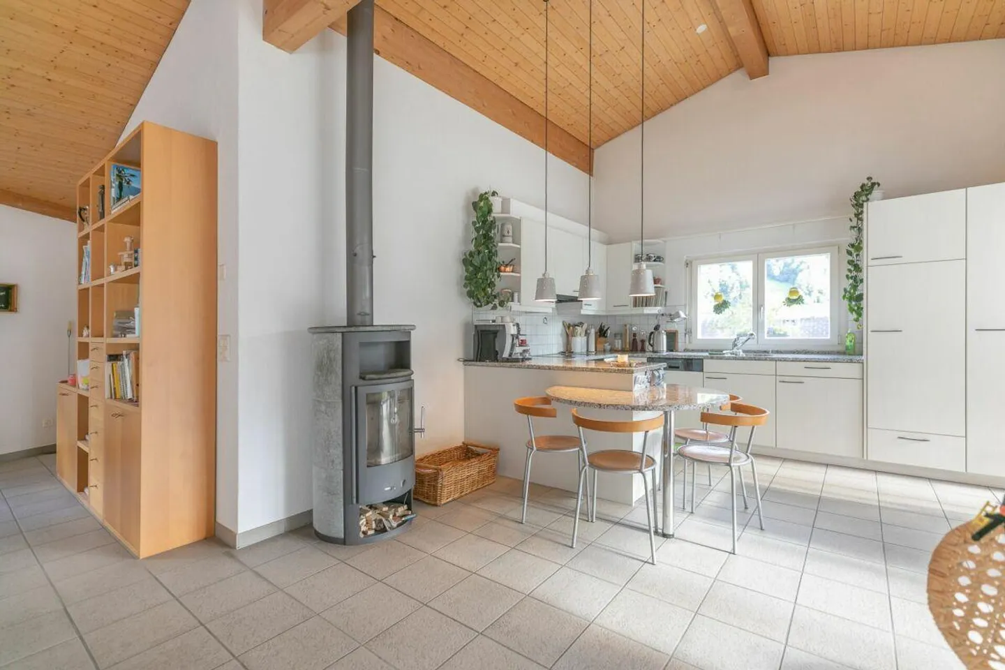 Casa bifamiliare con vista sul Tödi - Foto 10 di 18