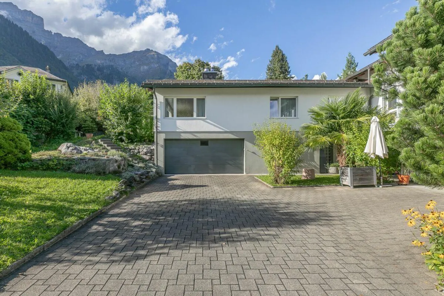 Casa bifamiliare con vista sul Tödi - Foto 14 di 18