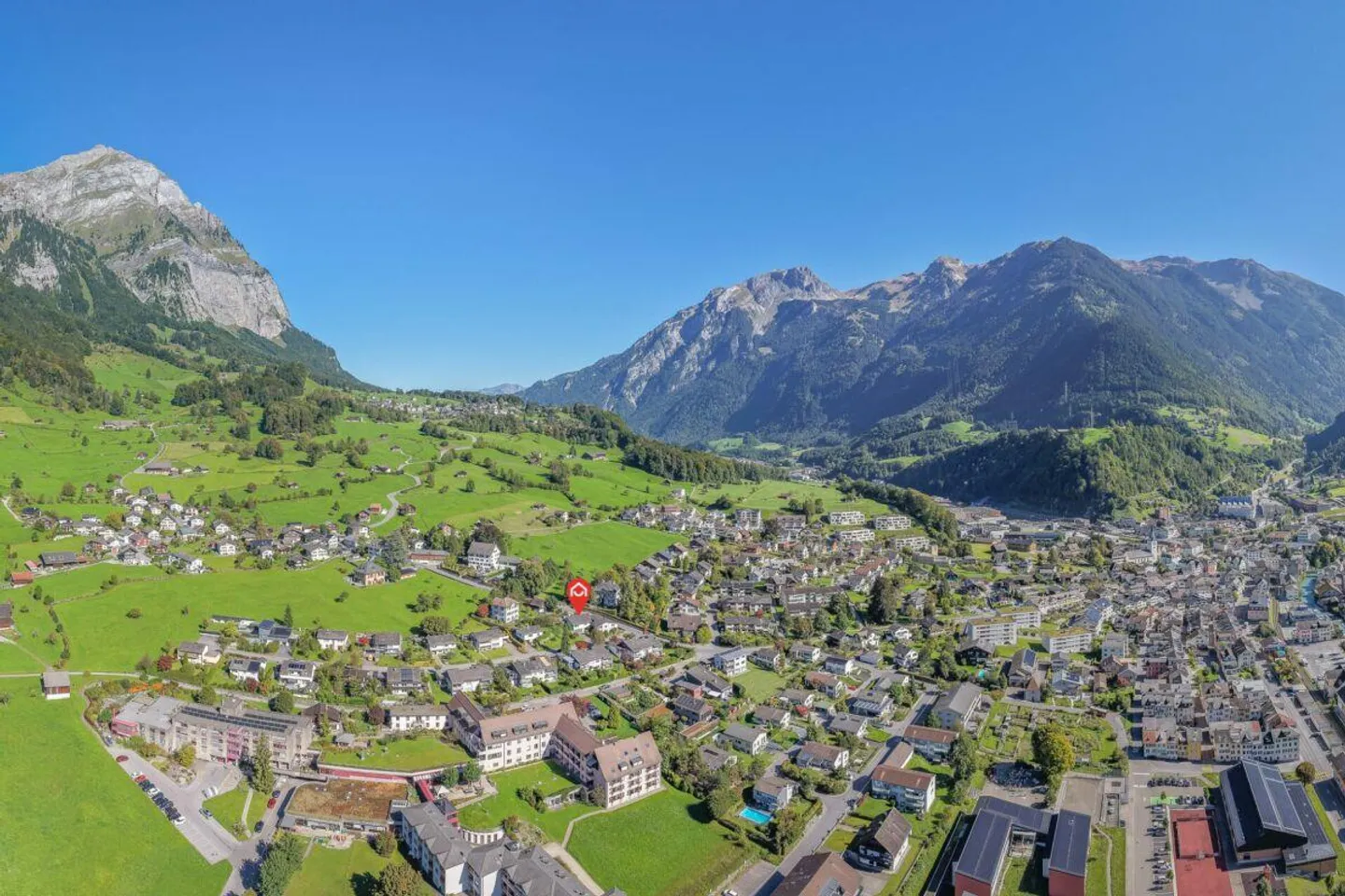 Casa bifamiliare con vista sul Tödi - Foto 17 di 18