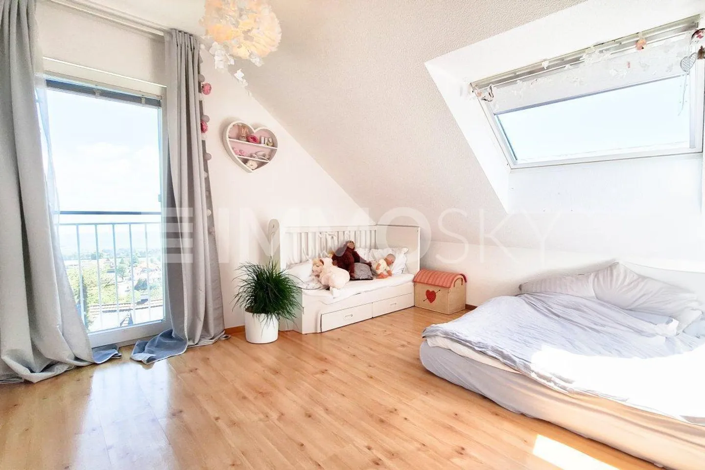 Einfamilienhaus ohne direkte Nachbarn mit atemberaubendem Blick - Foto 4 von 5