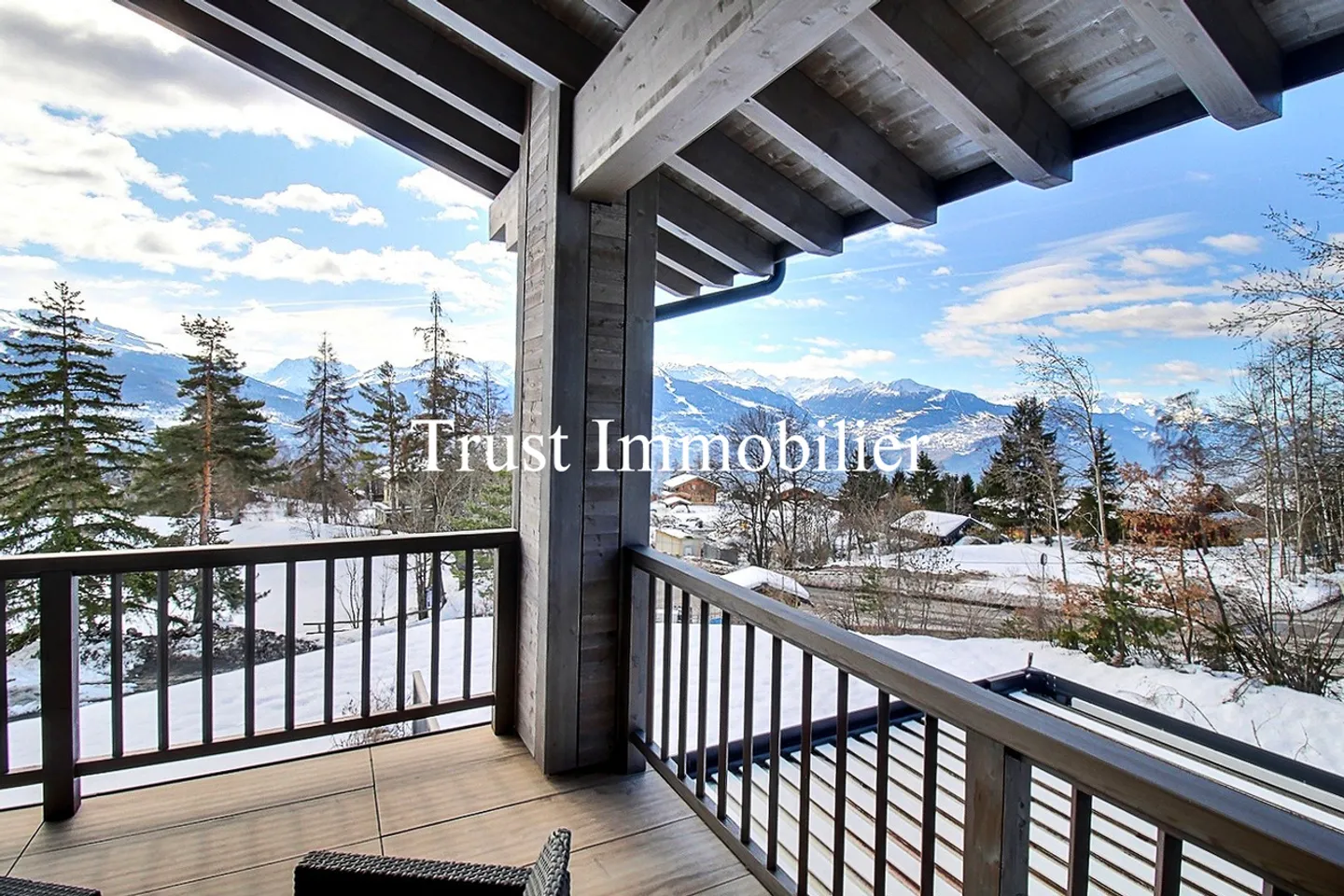 Chalet de Luxe avec Piscine Intérieure - Photo 4 sur 29