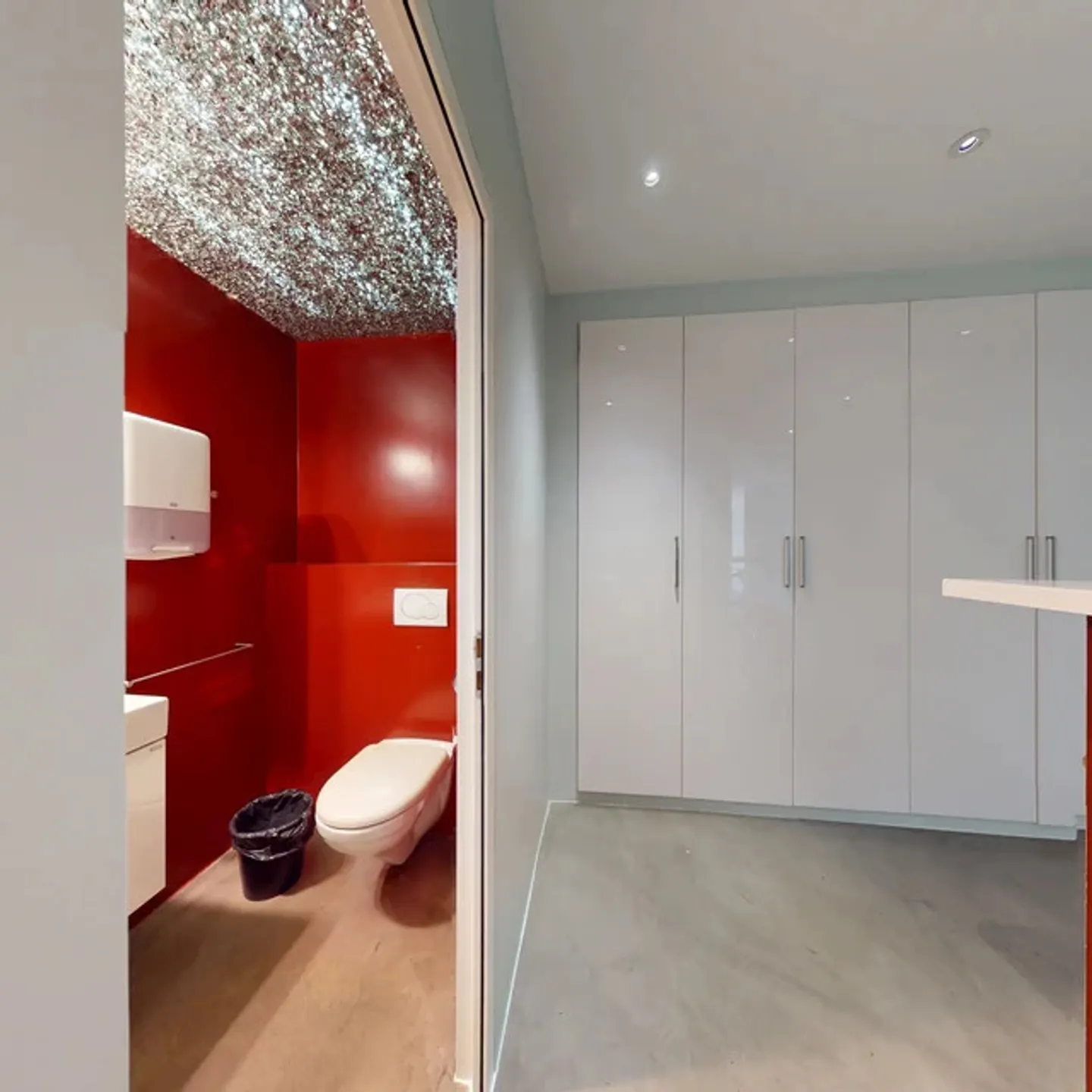 In affitto: Ufficio moderno e arredato di 95 m² in un indirizzo prestigioso a Ginevra - Foto 8 di 9