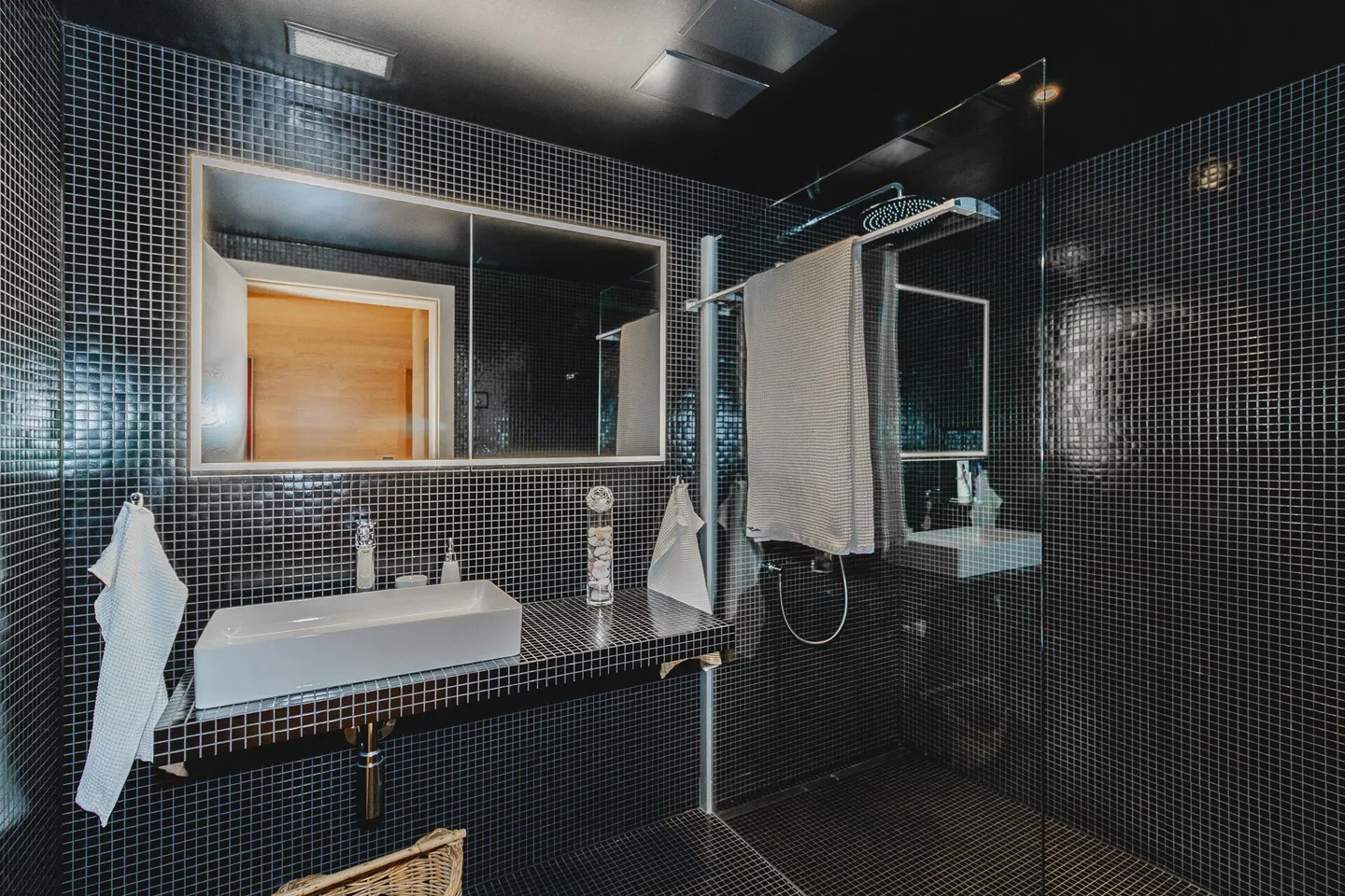 Ein Logenplatz über dem Bodensee - Premium Dach-Maisonette im hochwertigen Vollholzbau - Photo 13 sur 16