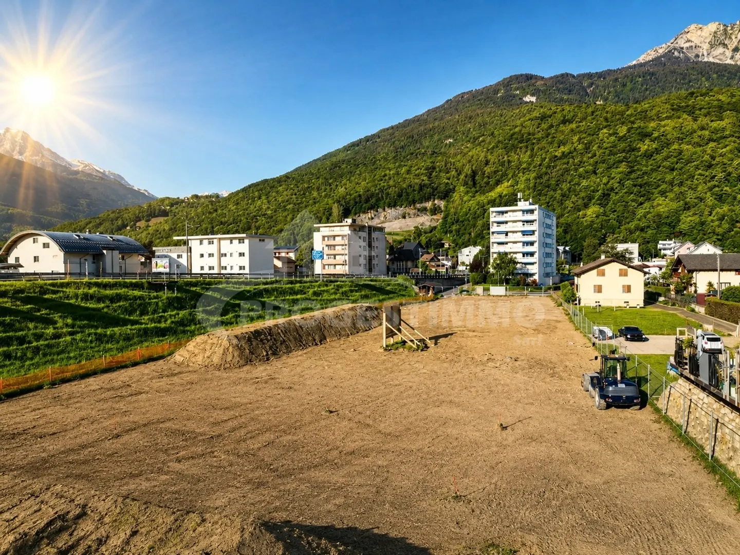 Modernes Reihenhaus in Collombey - Foto 1 von 6