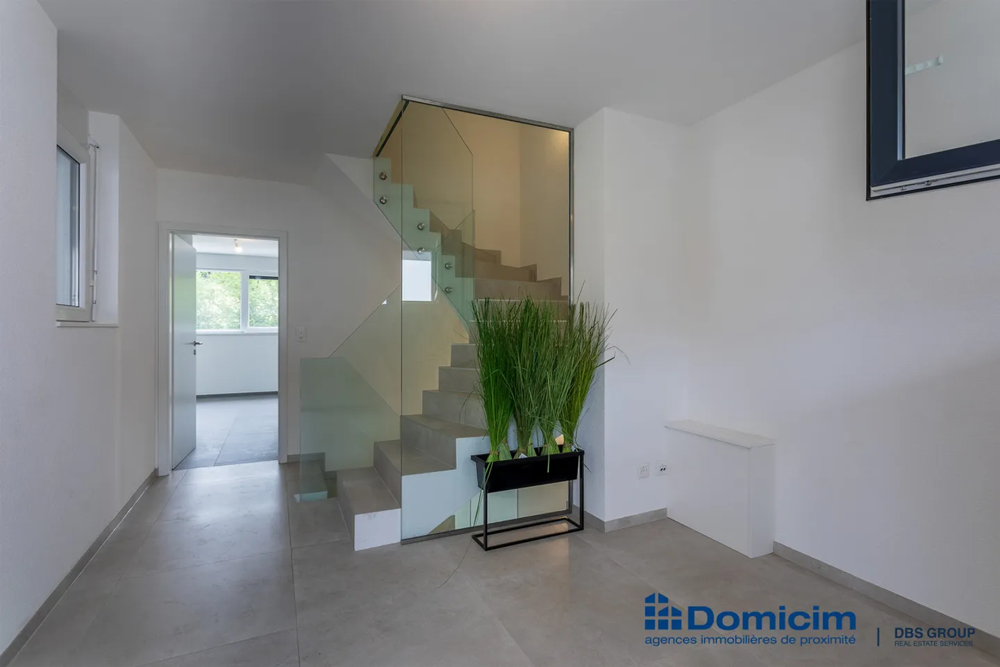 5,5-Zimmer-Villa mit hoher Energieeffizienz und Garten - Foto 3 von 14