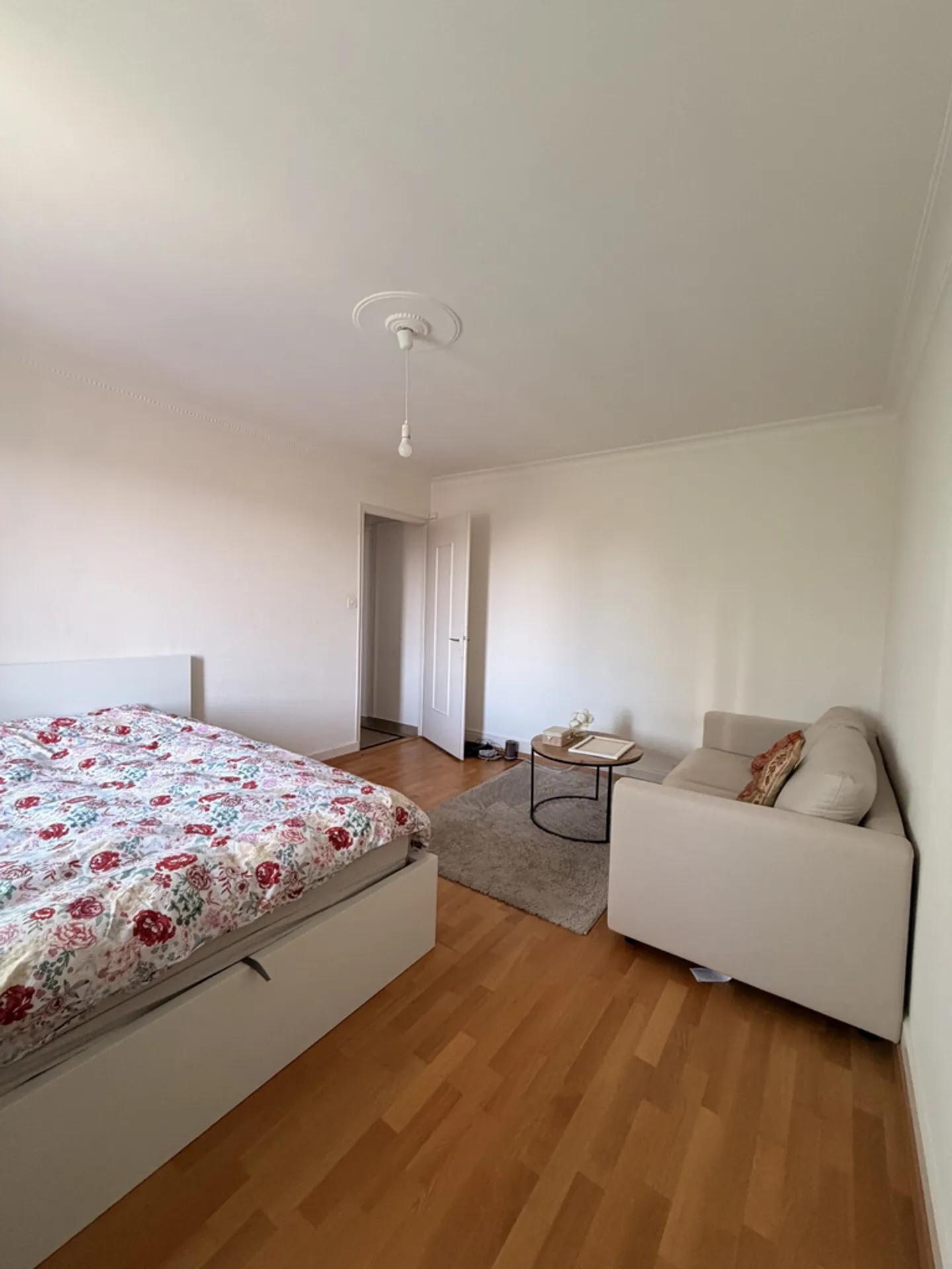 Charmant Studio à Louer - Photo 2 sur 5