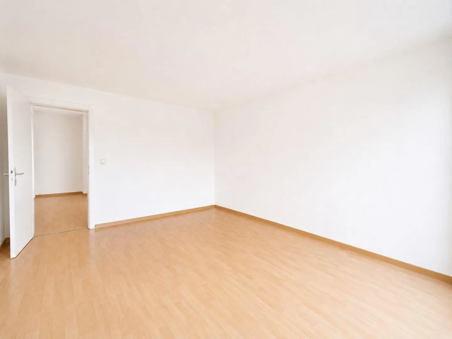 Totalsanierte 125 m² Wohnung an ruhiger Lage auf der Breite - Foto 8 di 13