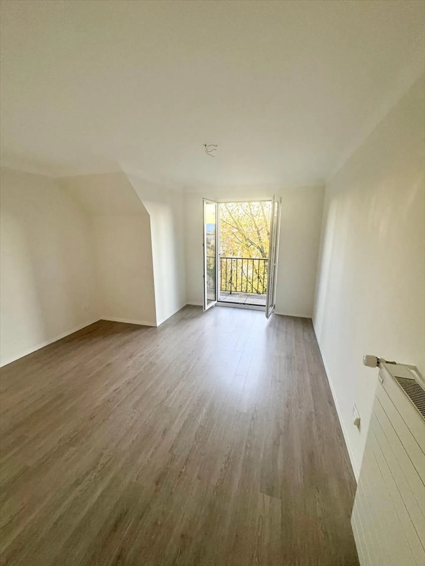 Appartement 2.5 pièces - Photo 4 sur 7