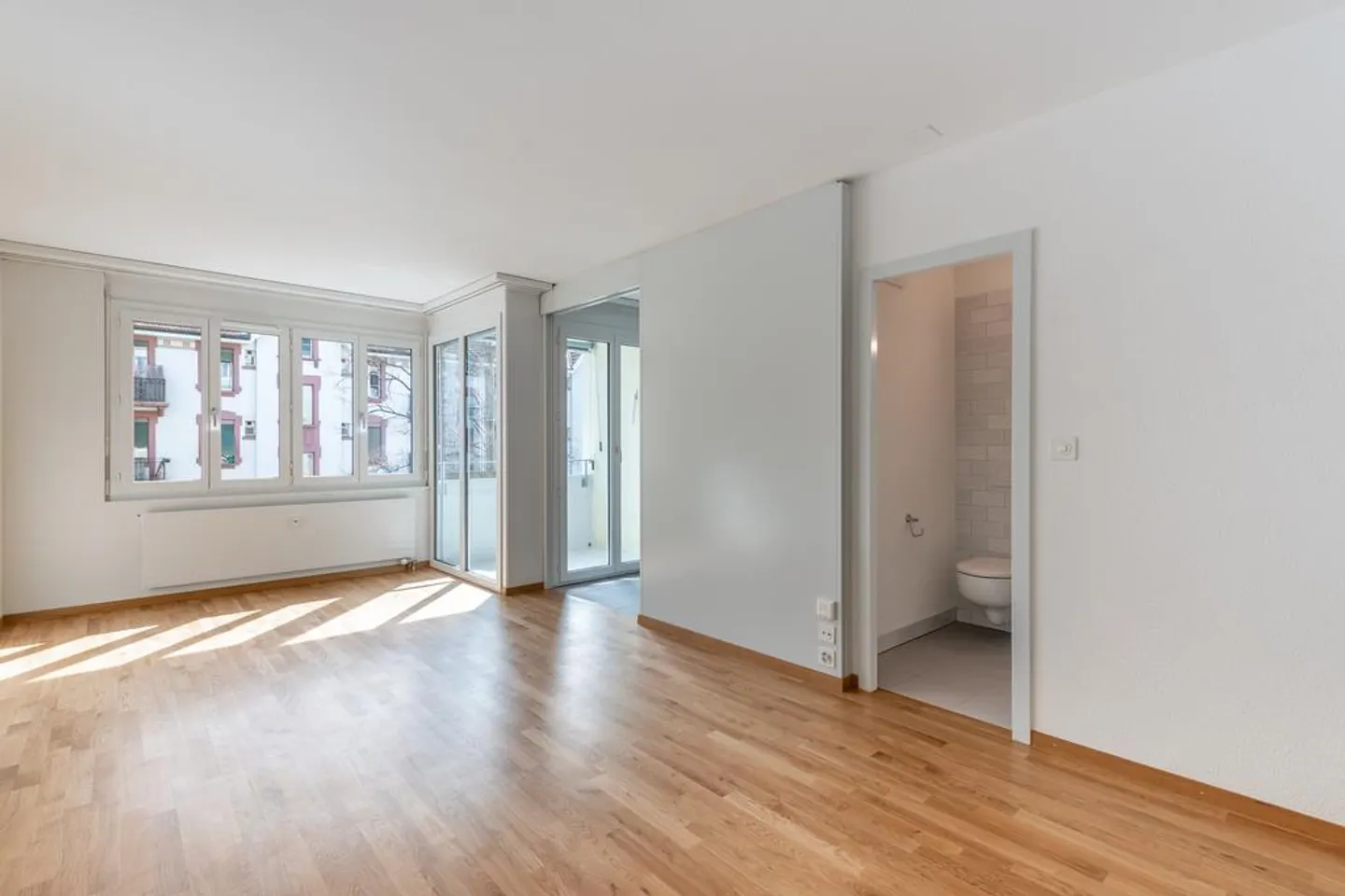 RENT WITHOUT DEPOSIT - Modern living in the popular Breitenrain - Photo 4 of 8