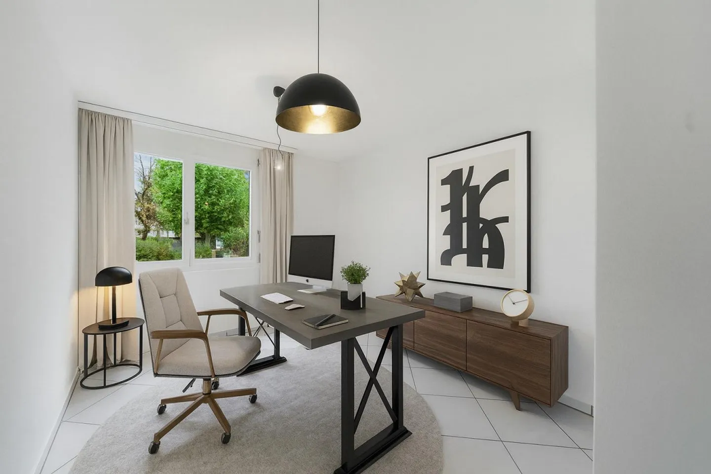 LIVING IN THE GREEN WITH A VIEW OF THE MOUNTAIN LANDSCAPE - Photo 3 of 5