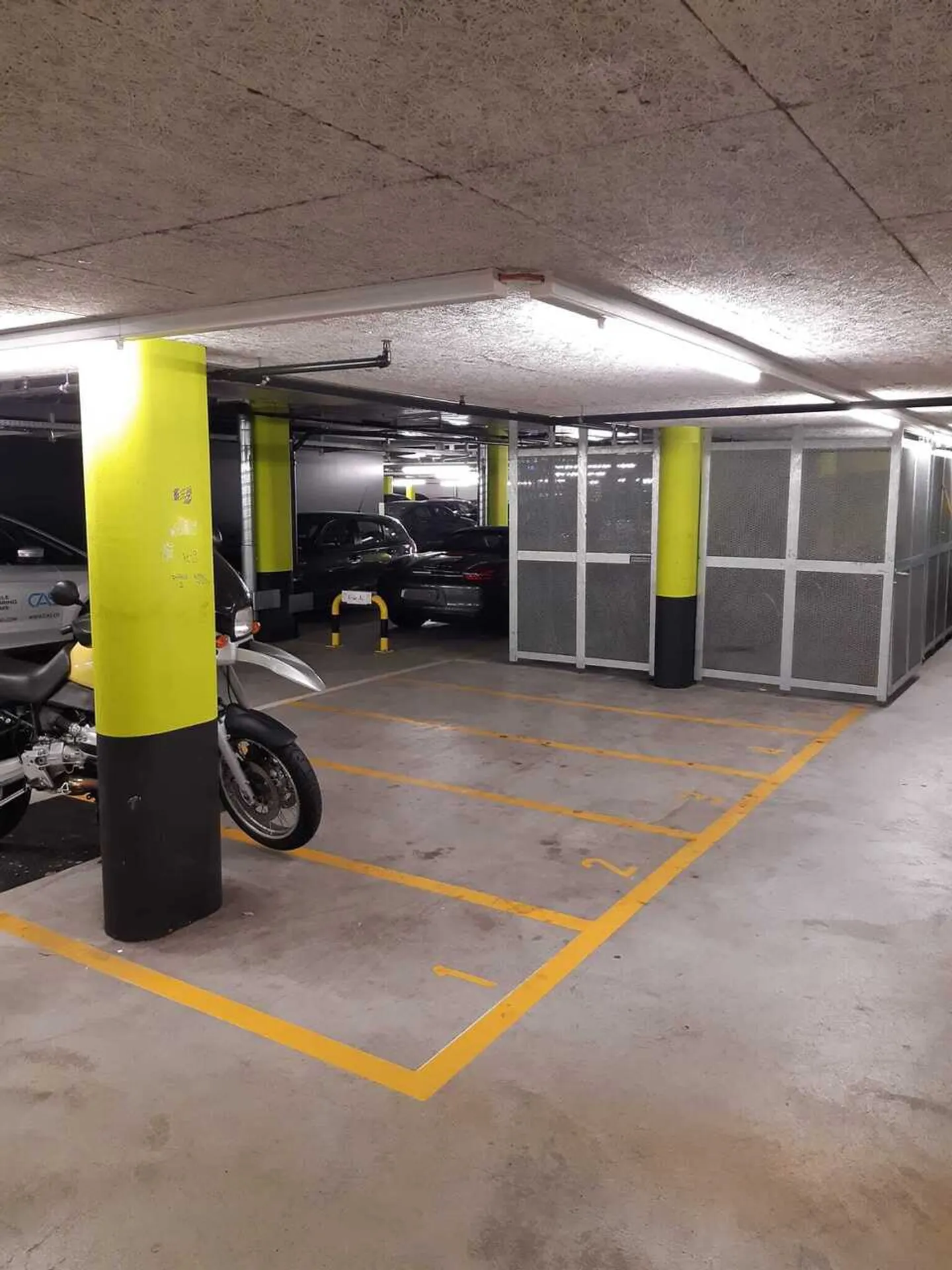 Motorradparkplatz - Foto 5 von 5