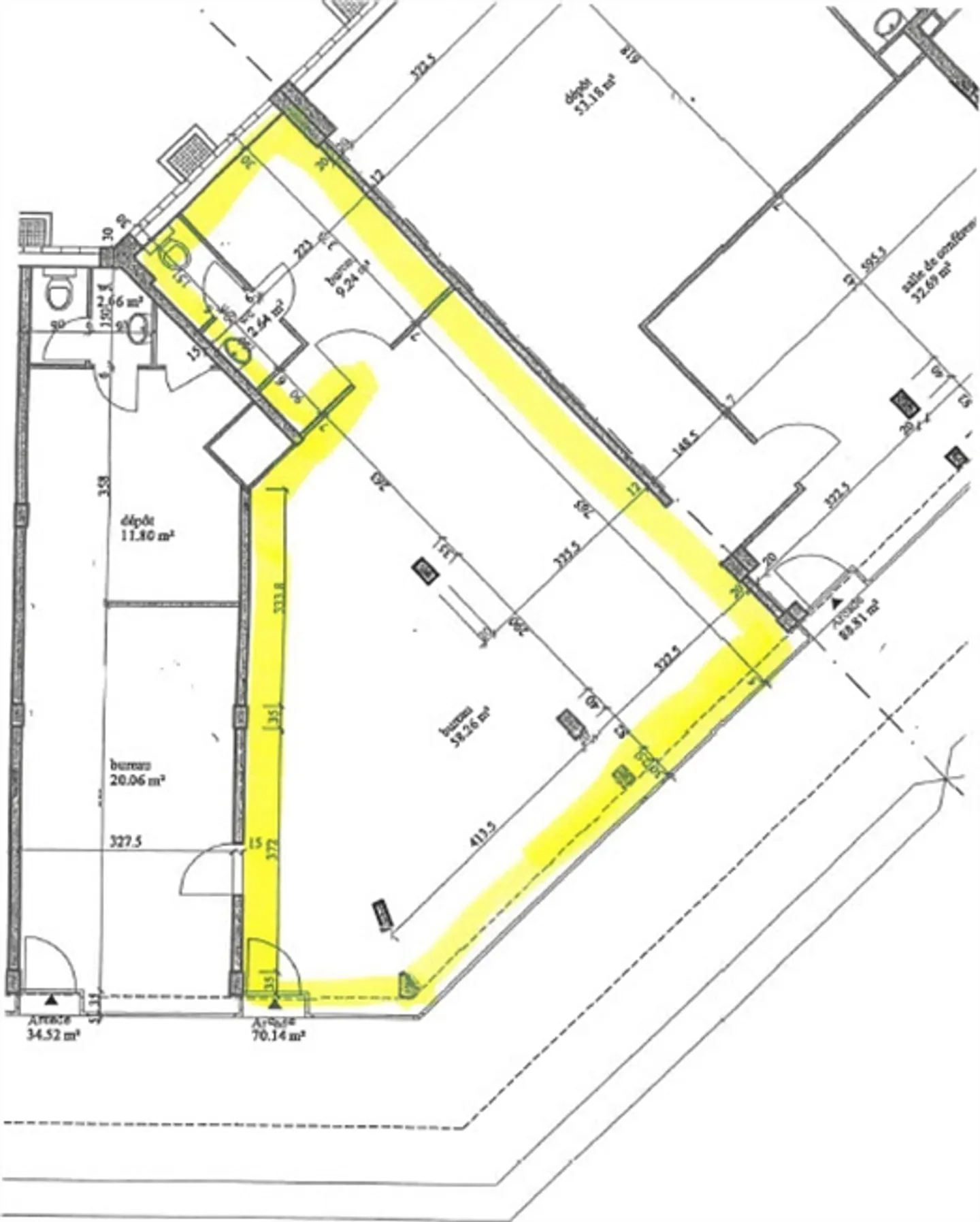 Arcade d'environ 70 m² au rez-de-chaussée - Photo 3 sur 3