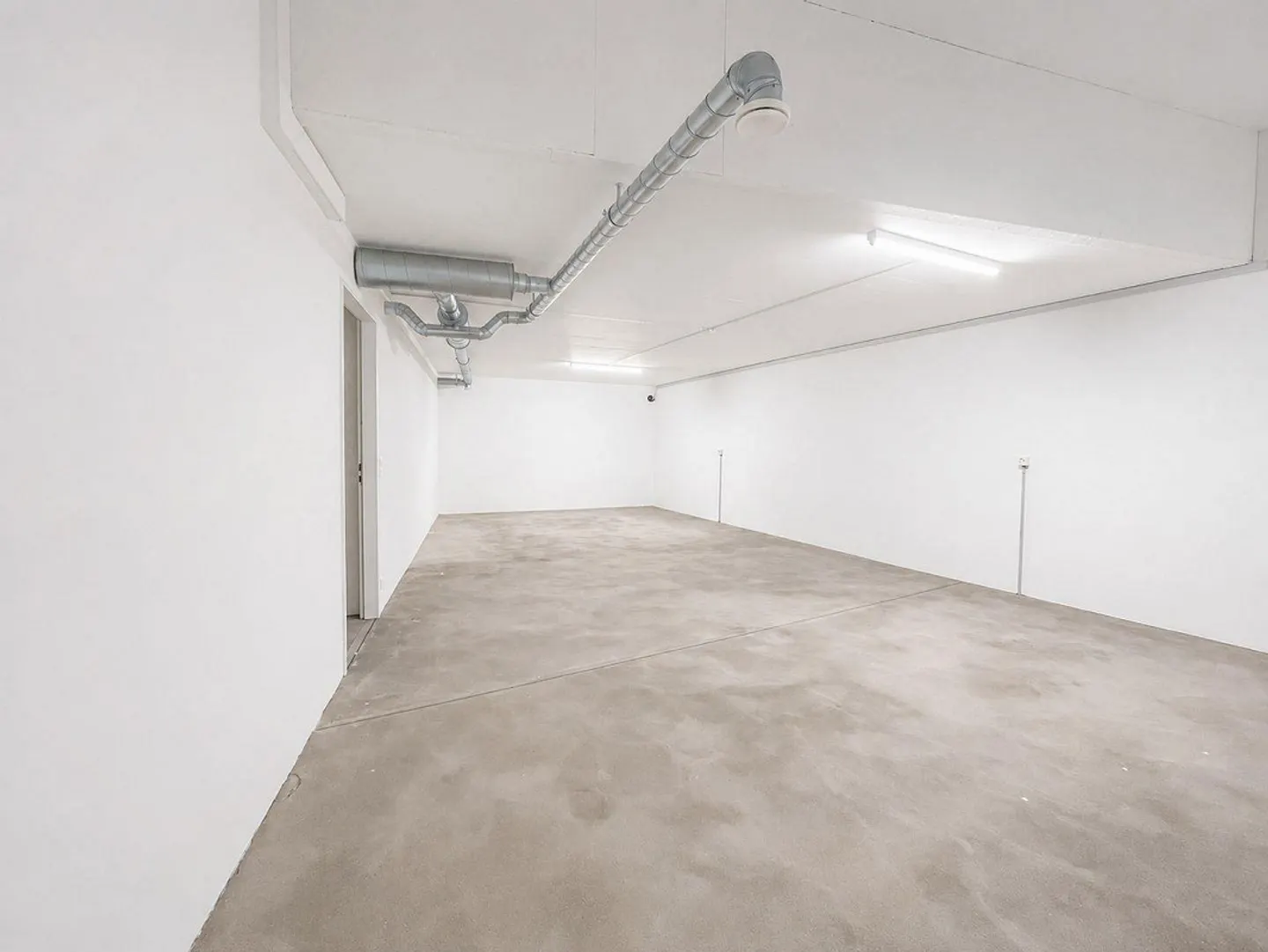 Zentrale Lagerfläche zu vermieten - Foto 3 von 6