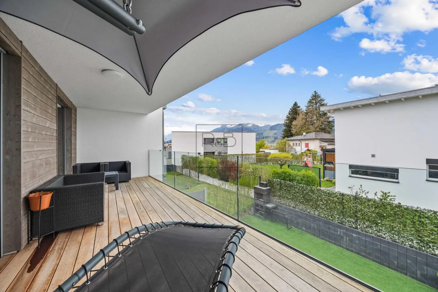 Beautiful adjoining house located in La Tour-de-Trême - Photo 10 of 10