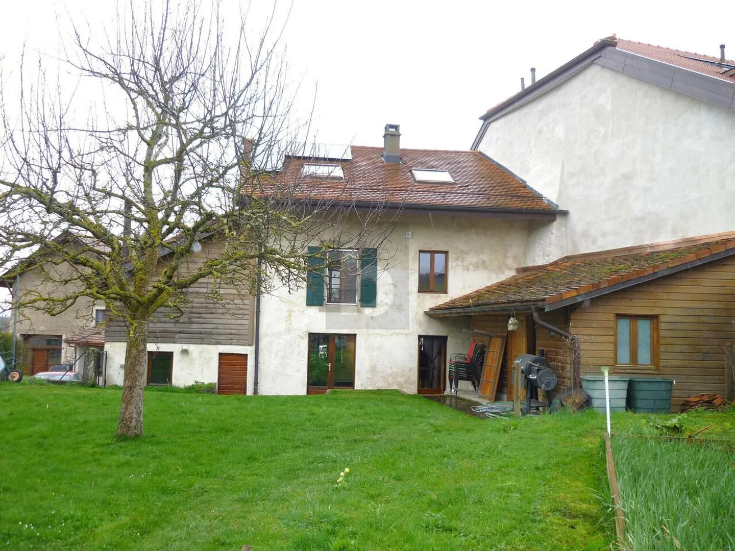 MIT GROSSEN GARTEN IN RUHIGER LAGE! - Foto 1 von 6