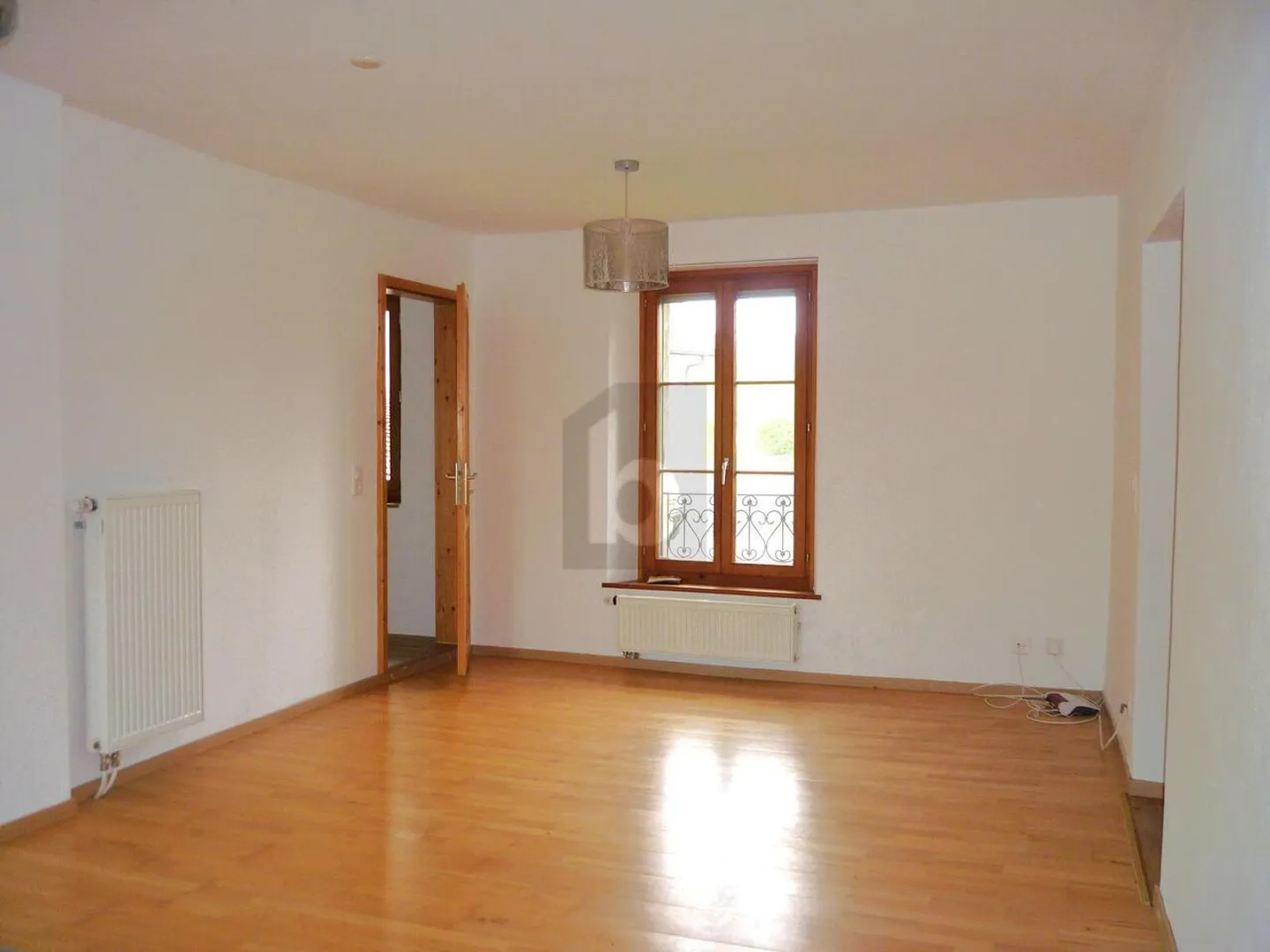 MIT GROSSEN GARTEN IN RUHIGER LAGE! - Foto 3 von 6