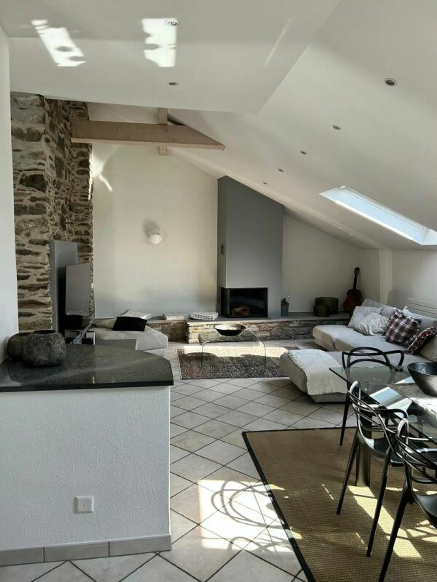 HOUSE IN THE NUCLEUS - Photo 7 of 9
