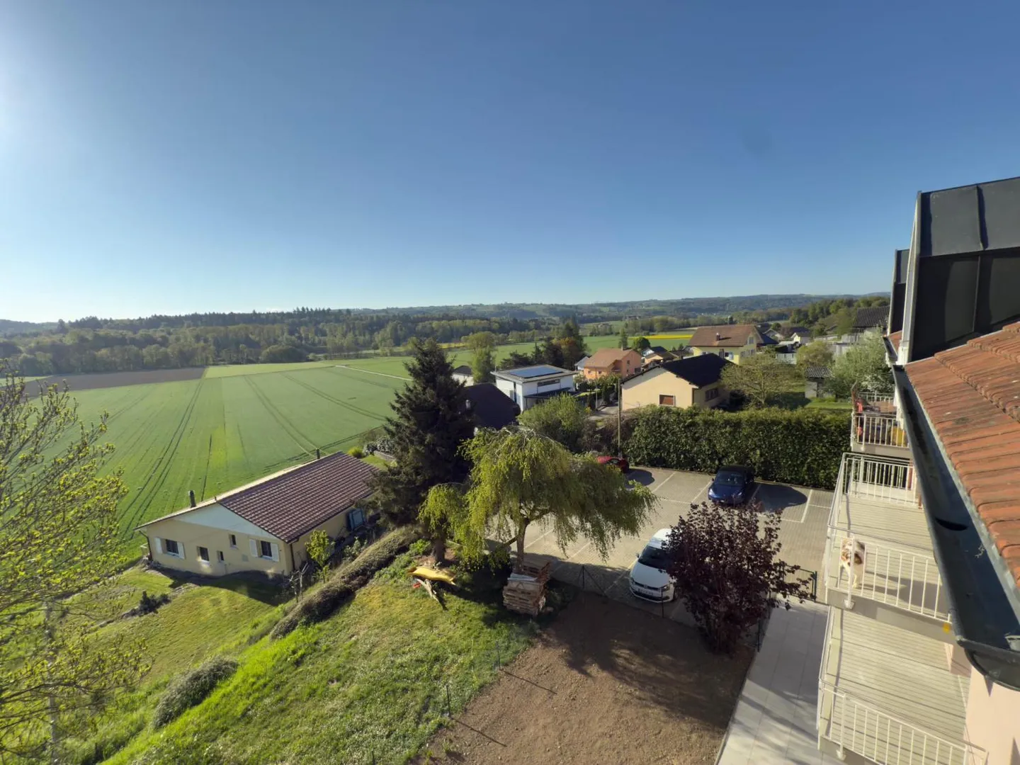 Geräumige Wohnung mit Aussicht - Foto 2 von 7