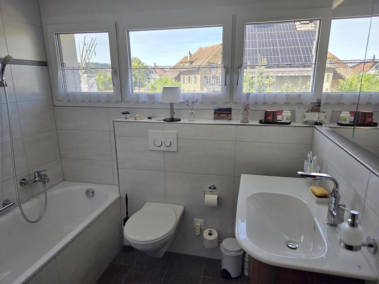 Condominium moderne et ensoleillé avec ascenseur à louer - Photo 12 sur 13