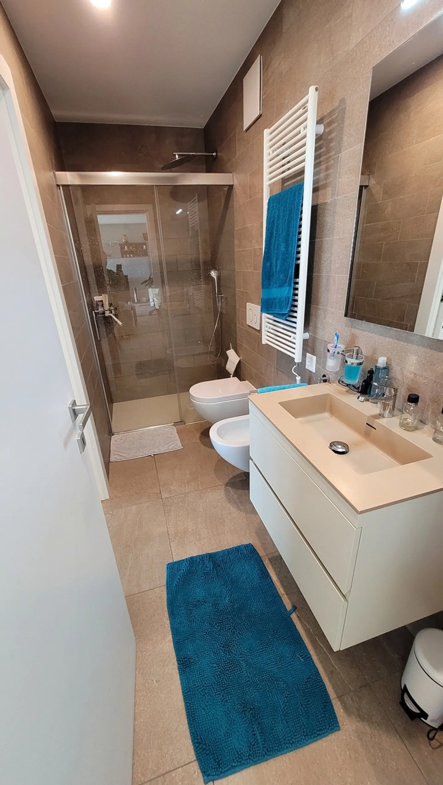 Charming Apartment with Garden - Photo 4 of 6