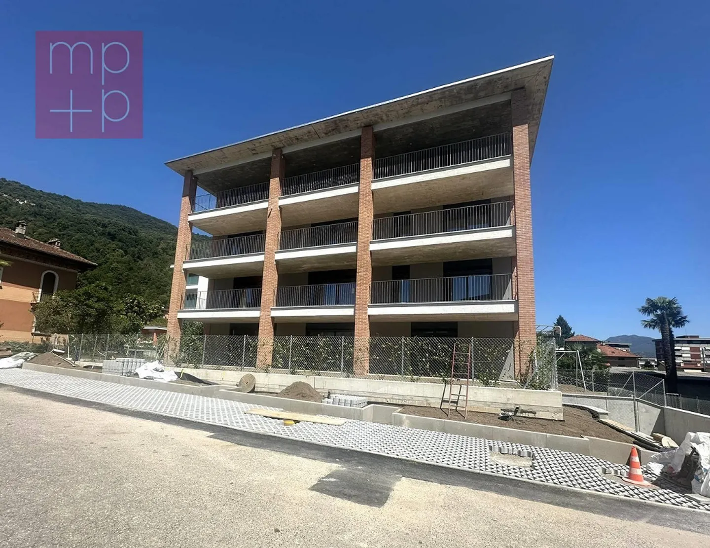 Modernes Apartment in Agno - Foto 1 von 8
