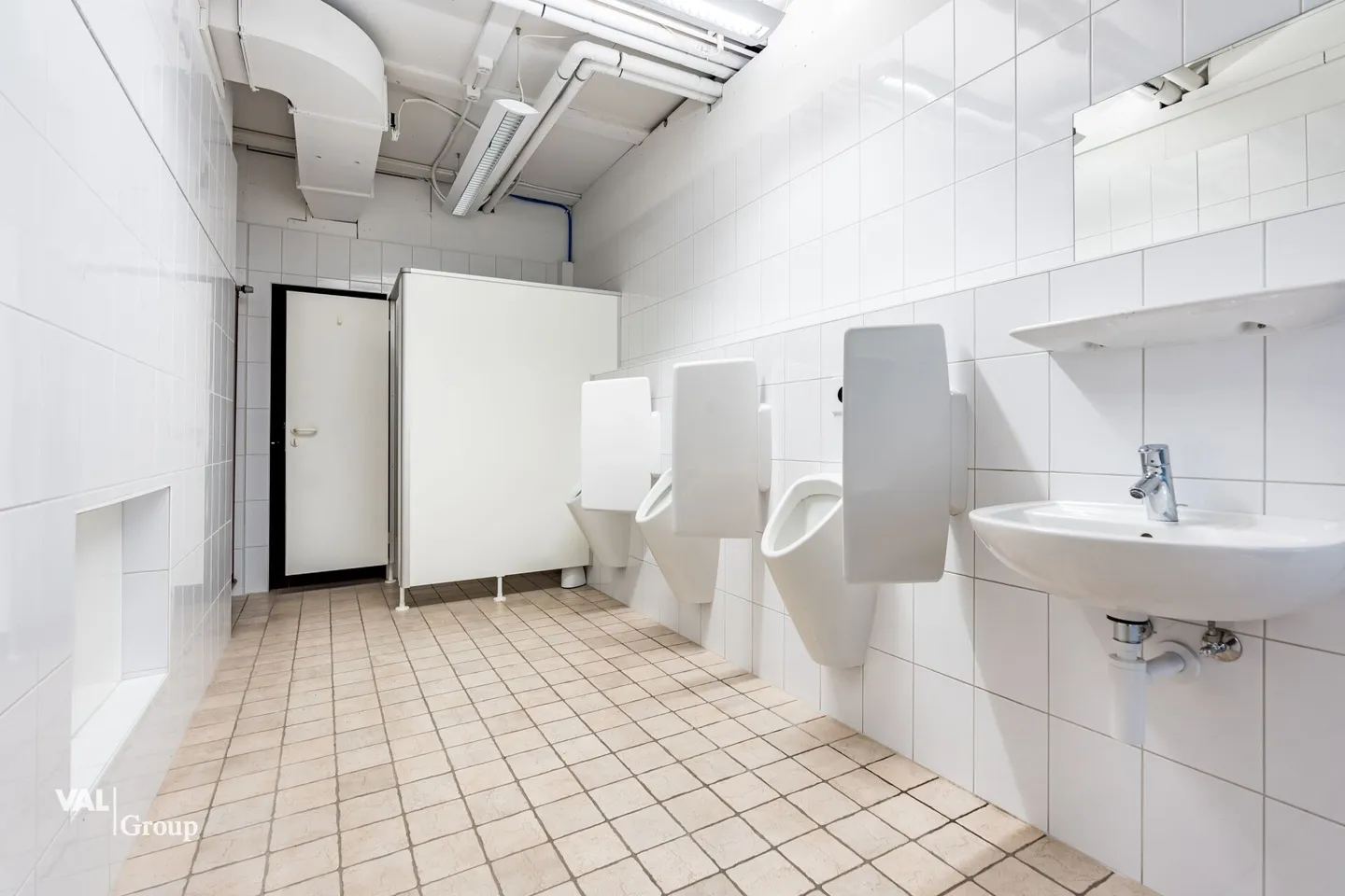 Mischgenutztes Gebäude mieten - Foto 7 von 12