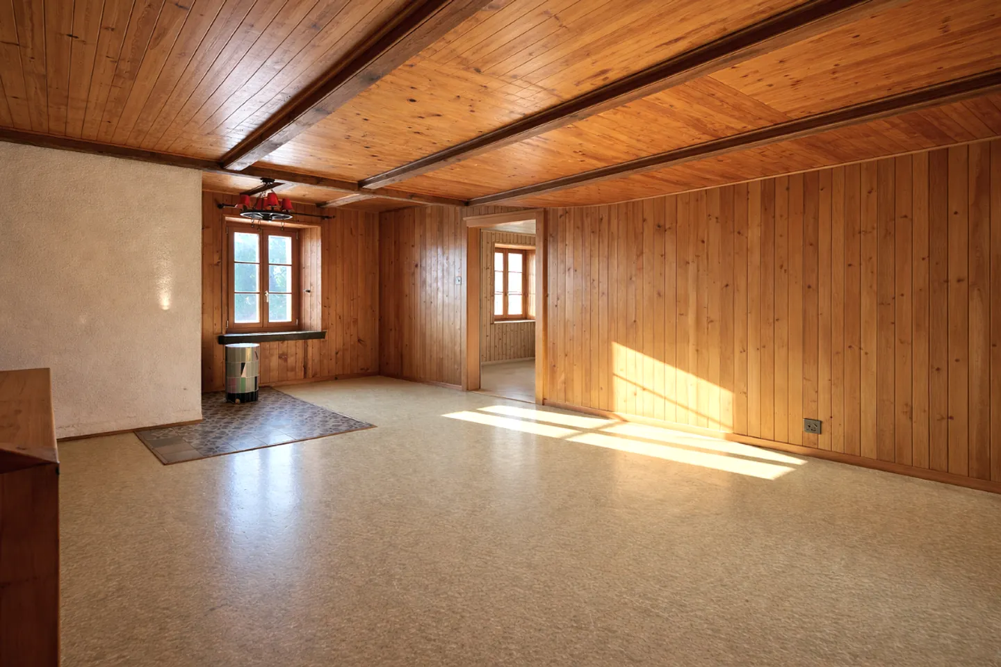 Fattoria nel villaggio - Proprietà di 2'578 m2 nella zona del villaggio! - Foto 13 di 16