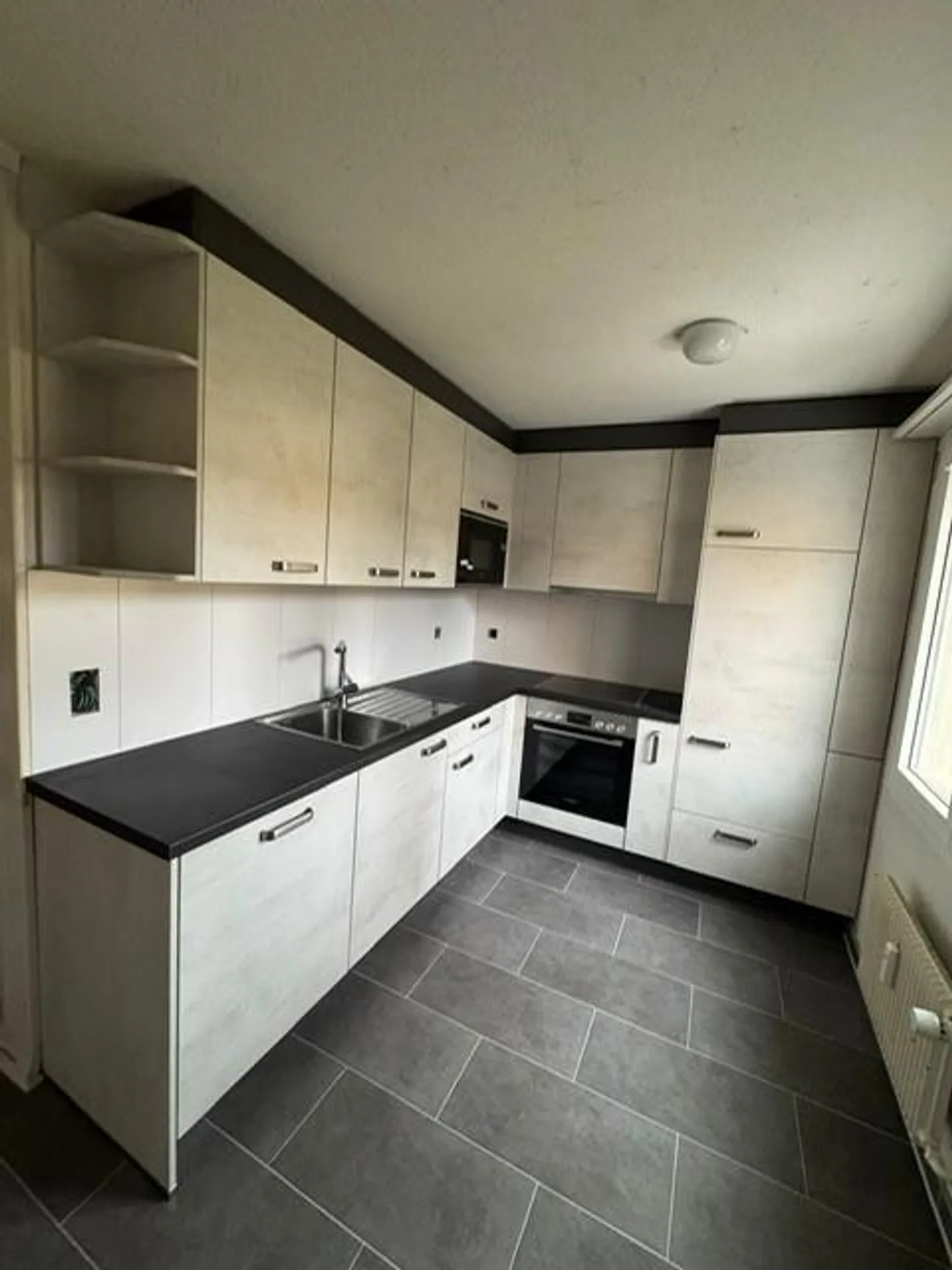 Charming Renovated Apartment - Photo 1 of 6