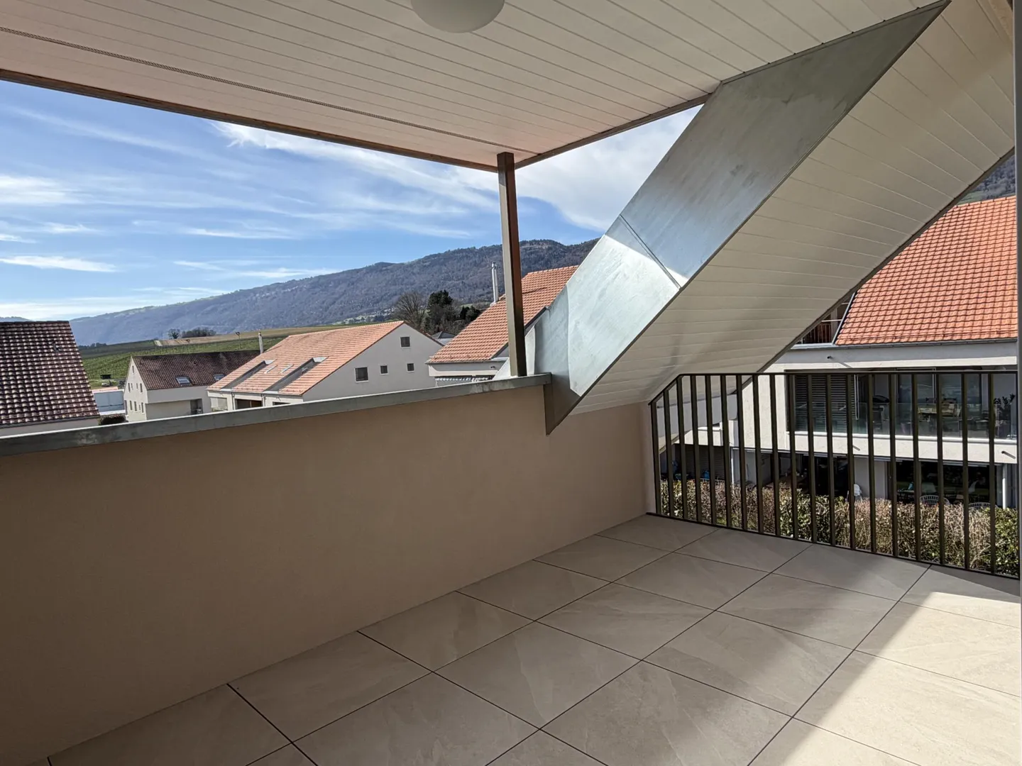 Nuovo Appartamento a Champagne - Foto 2 di 13