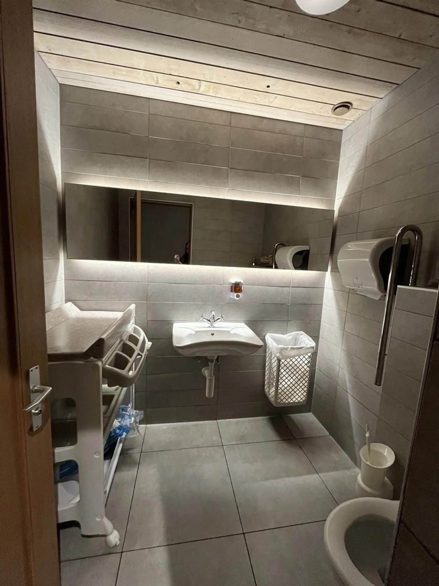 RESTAURANT IM STADTZENTRUM MIT GROSSEM POTENZIAL - Foto 4 von 6