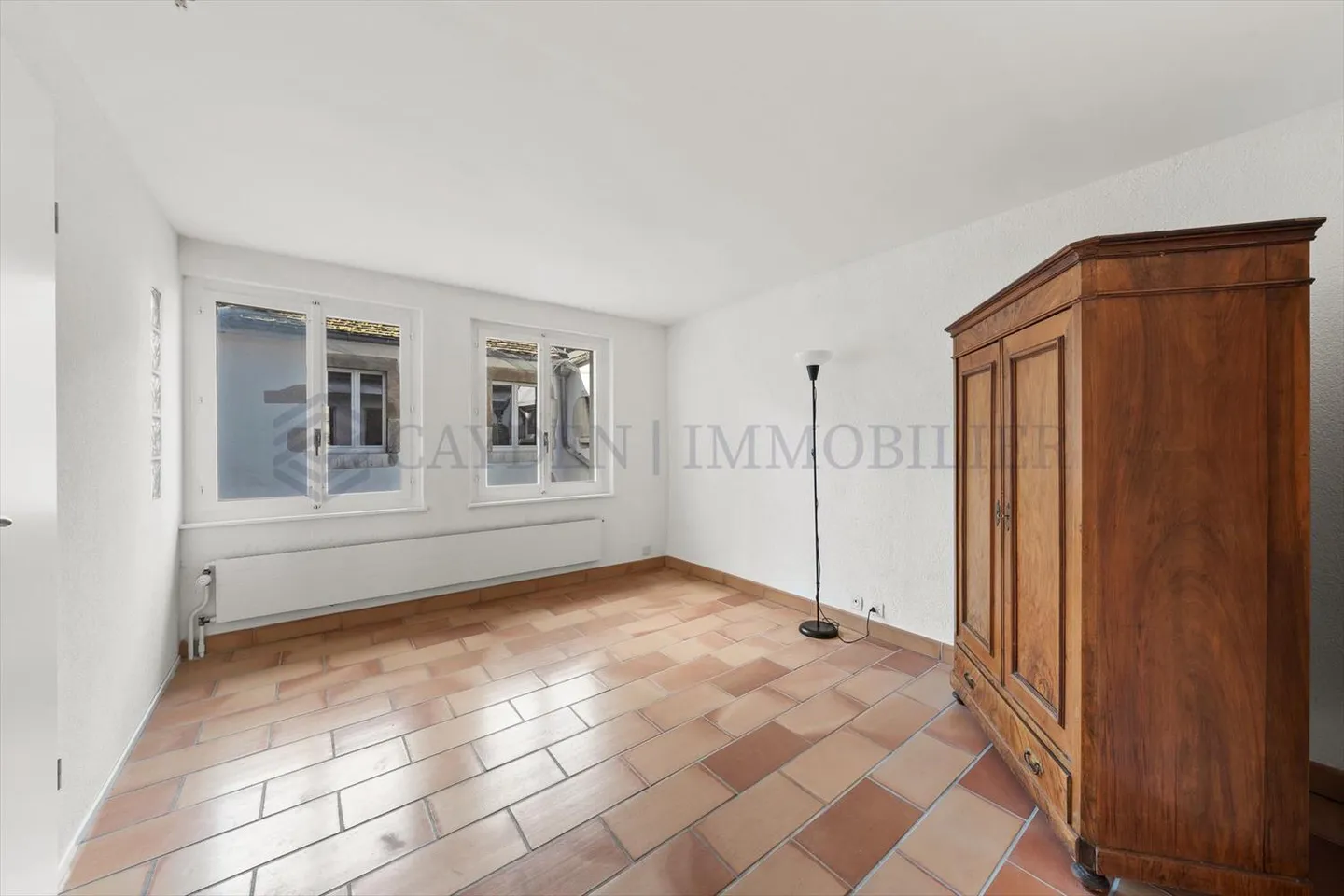 Rare for Sale: Residential Building in the Heart of Nyon! - Photo 10 of 12
