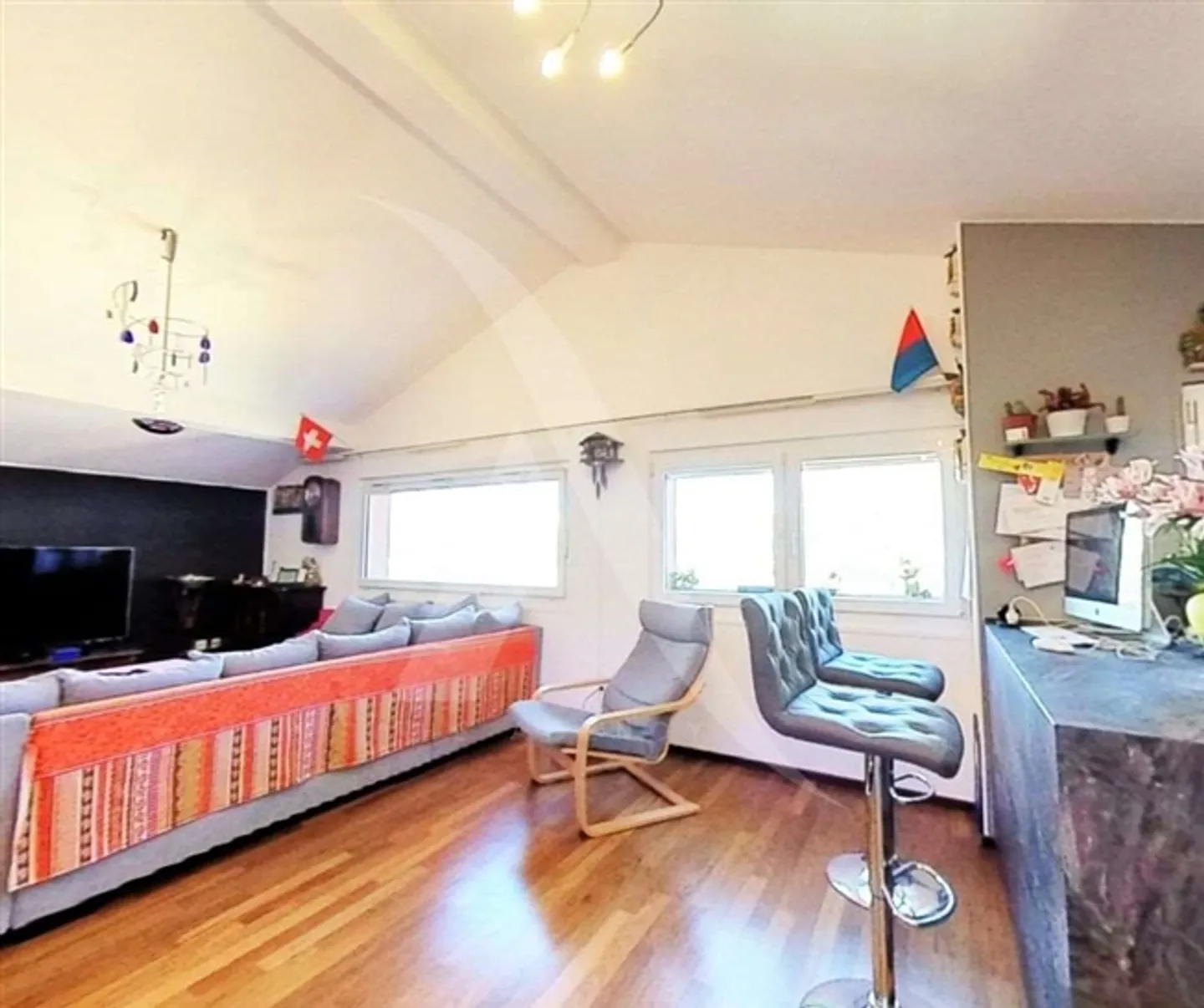 Geräumiges und helles Dachgeschoss 150MQ. Seeblick - Foto 9 von 19