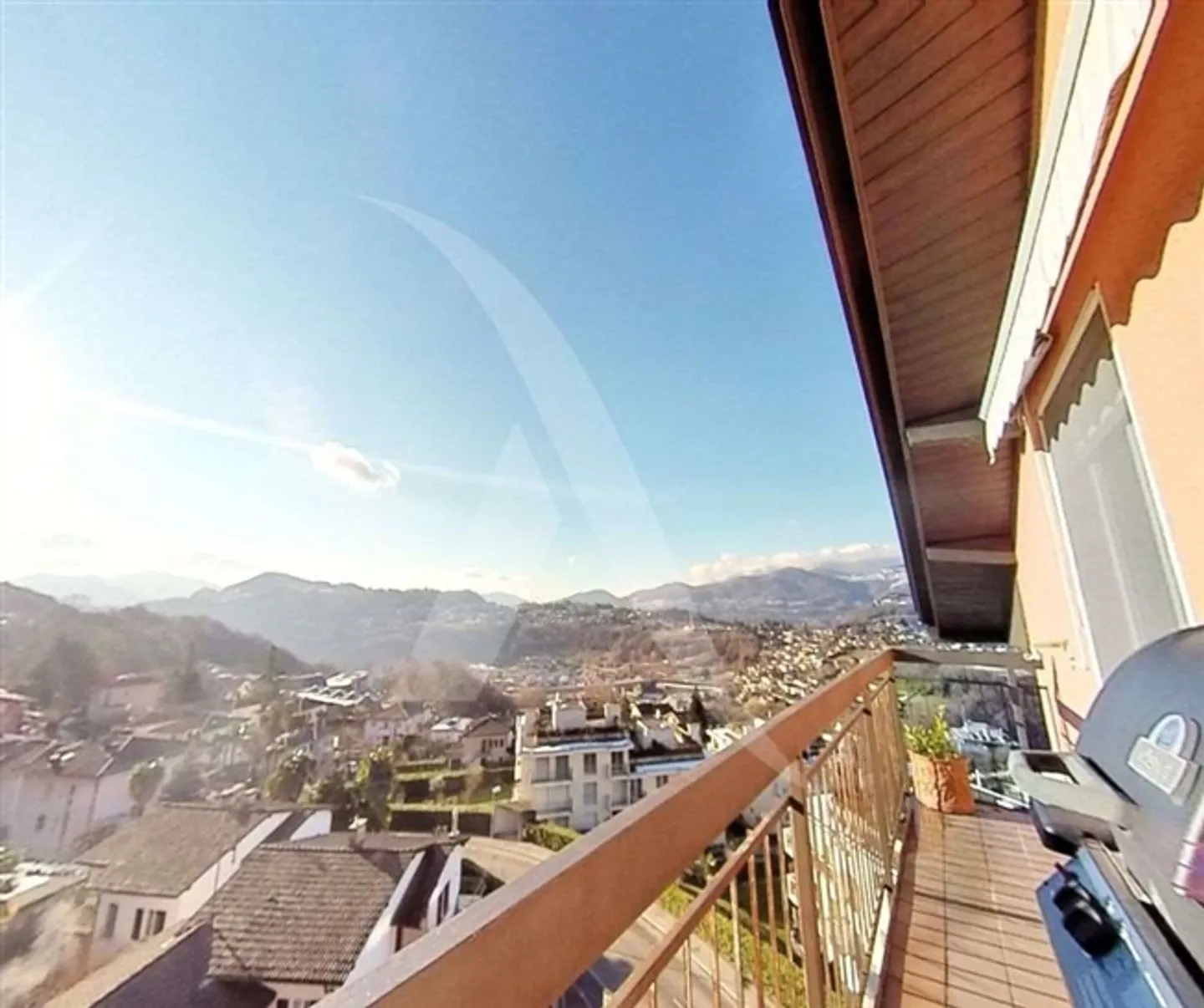 Geräumiges und helles Dachgeschoss 150MQ. Seeblick - Foto 11 von 19