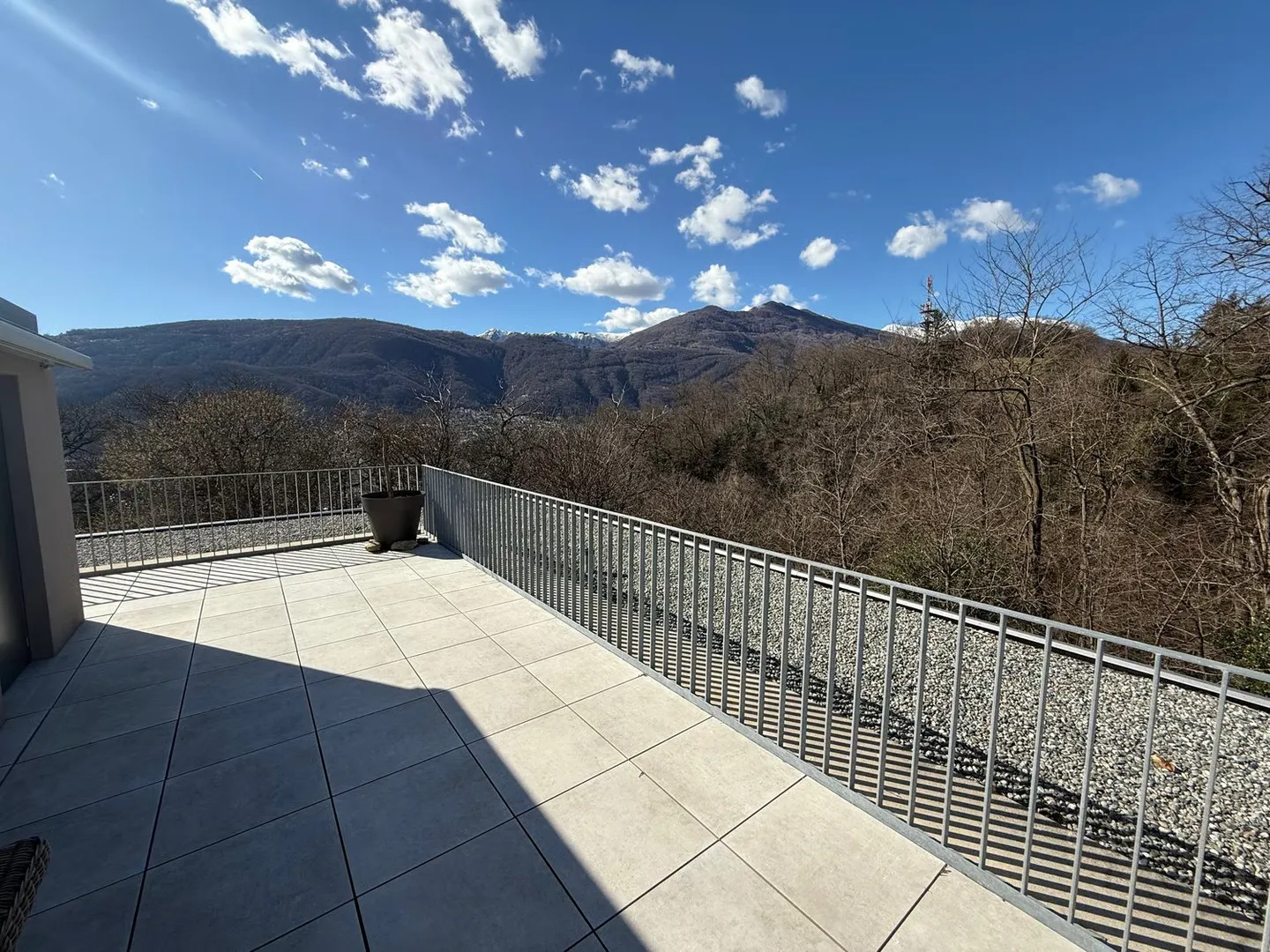 Cureglia - Sale of bright 2.5-room apartment - Photo 7 of 11