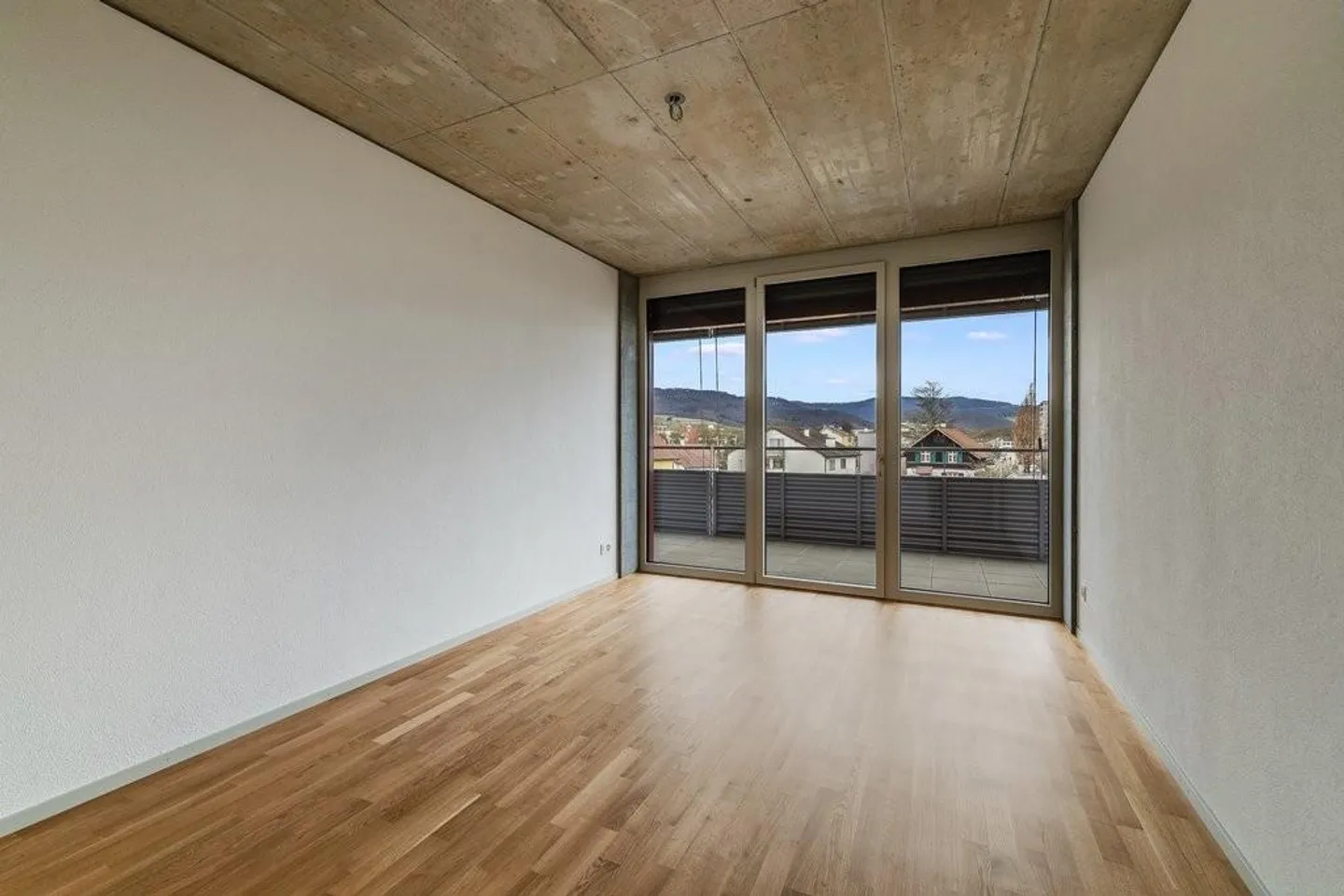Modern Architecture: 4.5-Room Apartment in Open Beam Construction - Photo 6 of 9