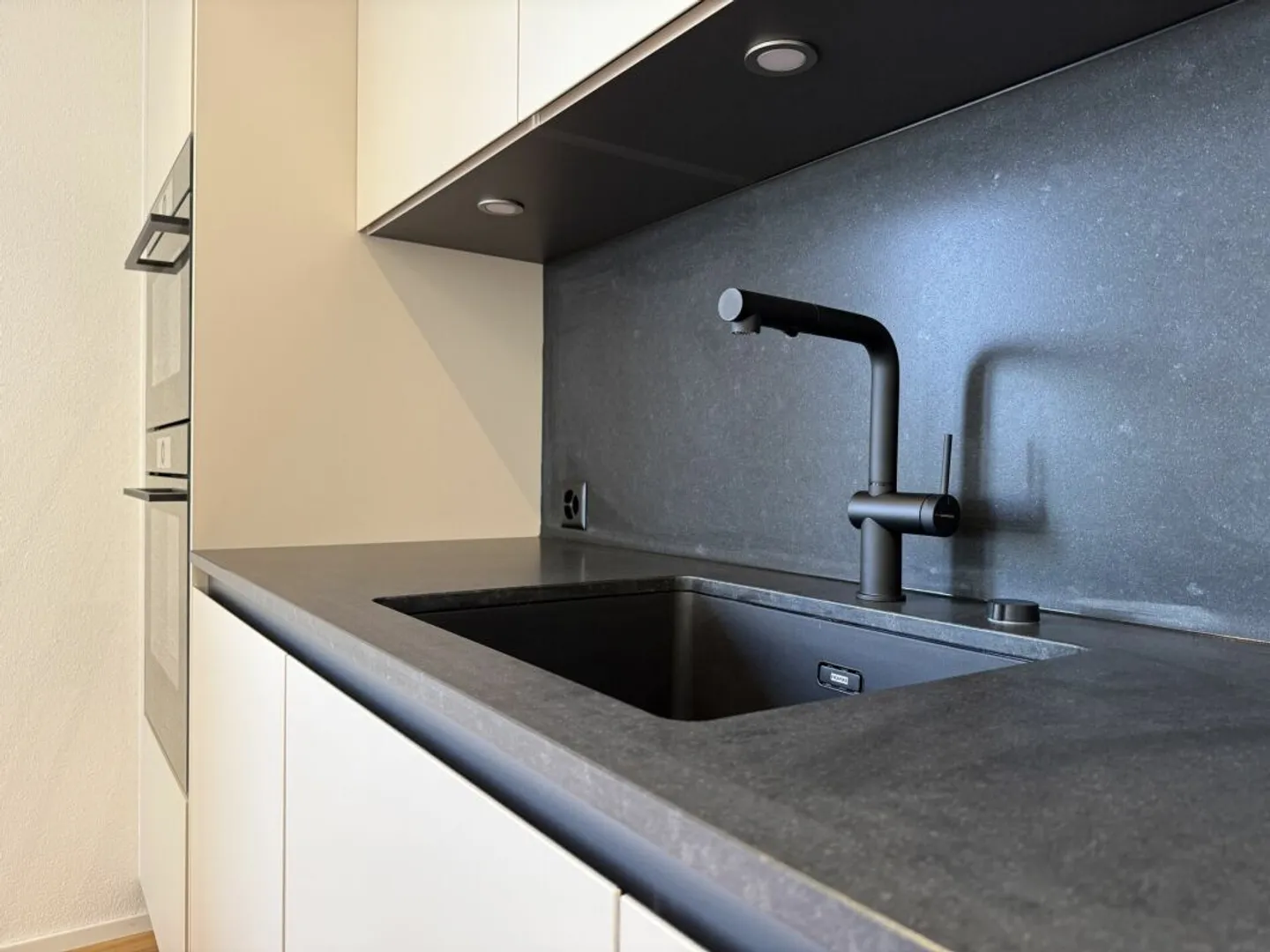 Appartement à vendre - Photo 2 sur 17