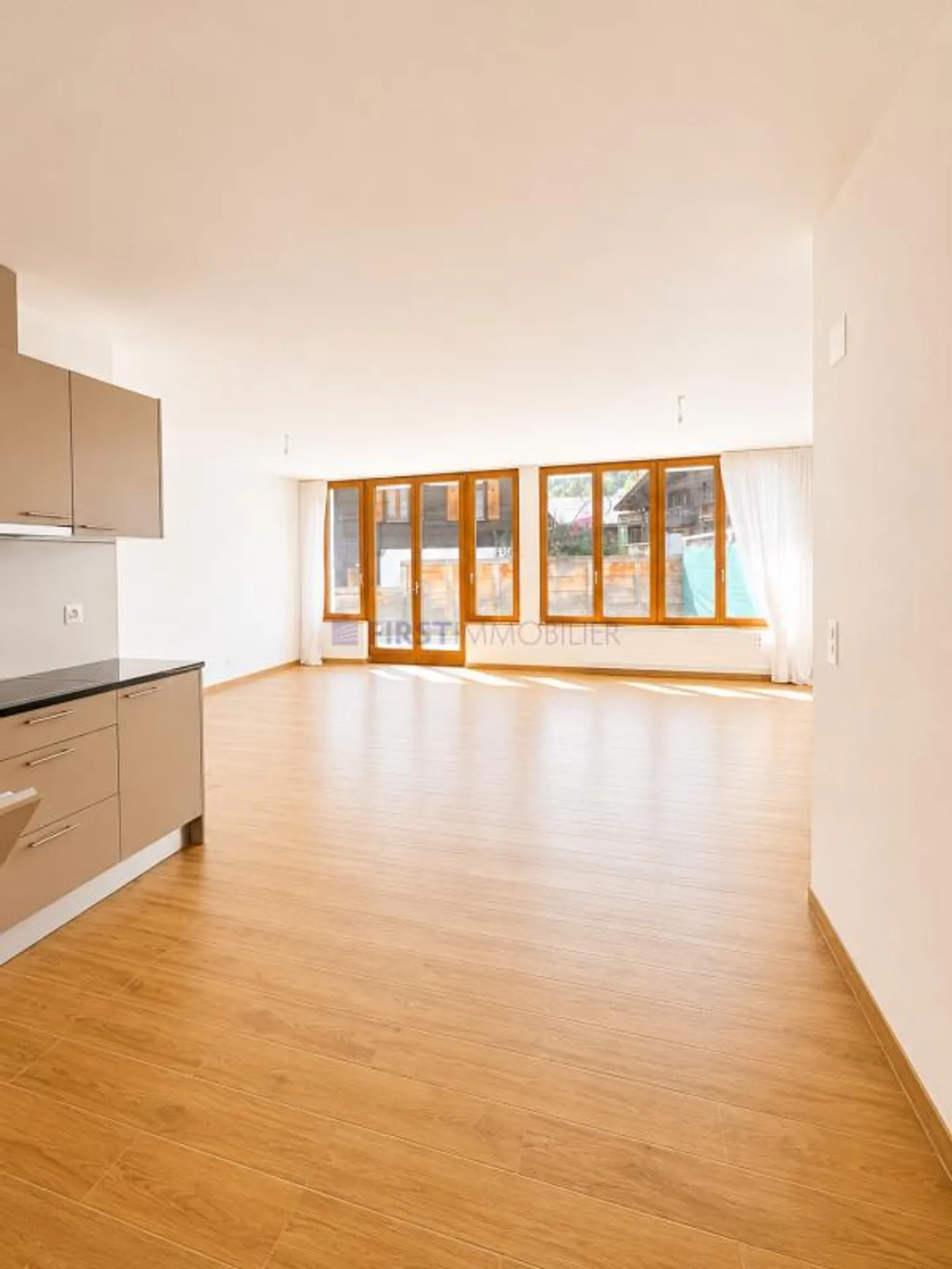 Appartement spacieux avec grande terrasse - Photo 14 sur 20