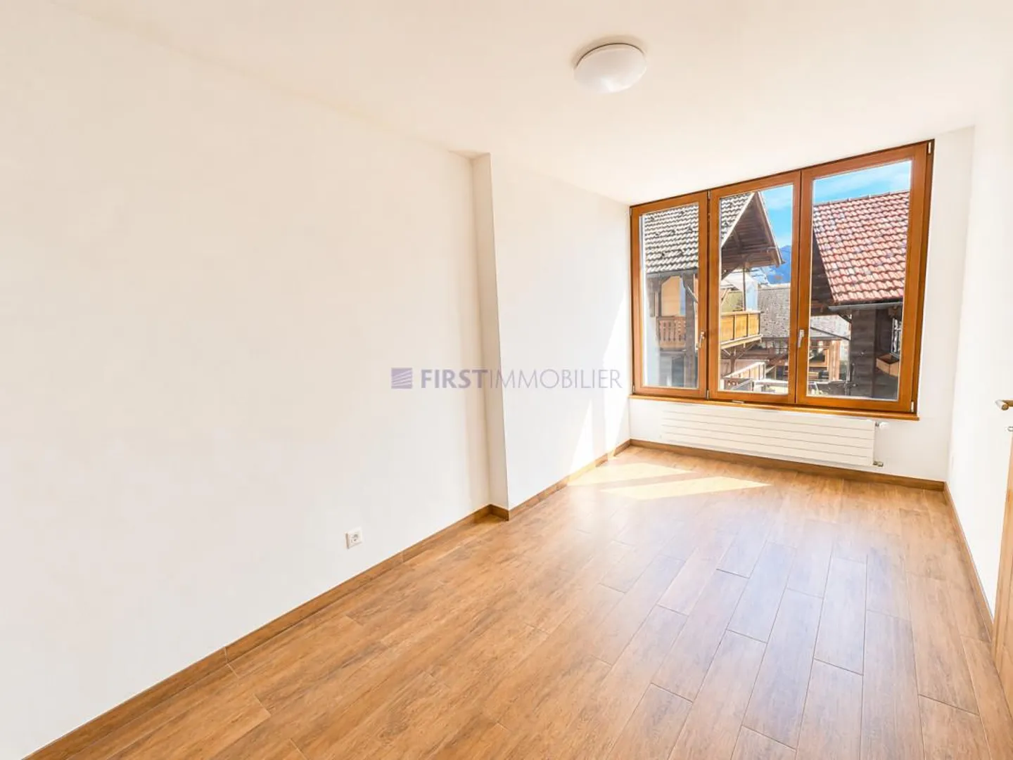 Appartement spacieux avec grande terrasse - Photo 17 sur 20